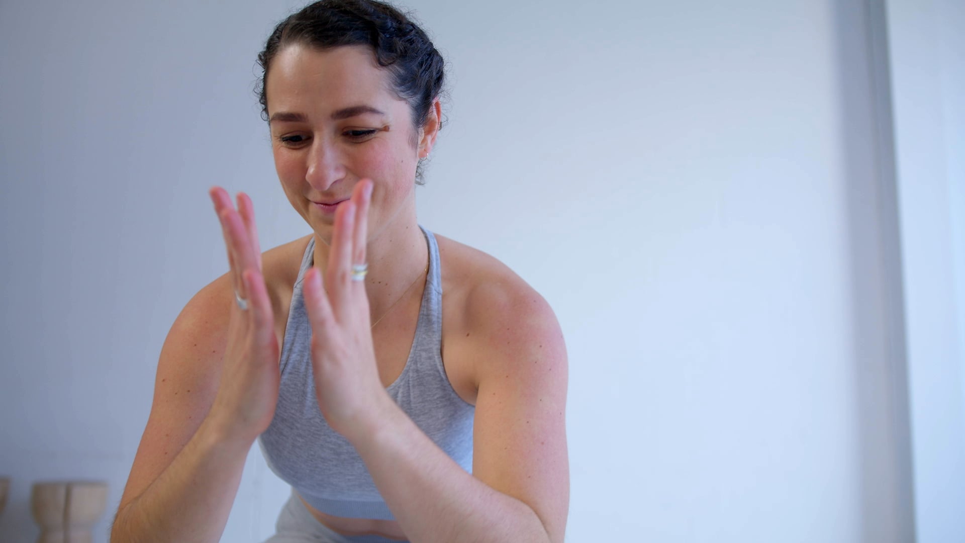 SARAH 15 SEC B-ROLL CLIP