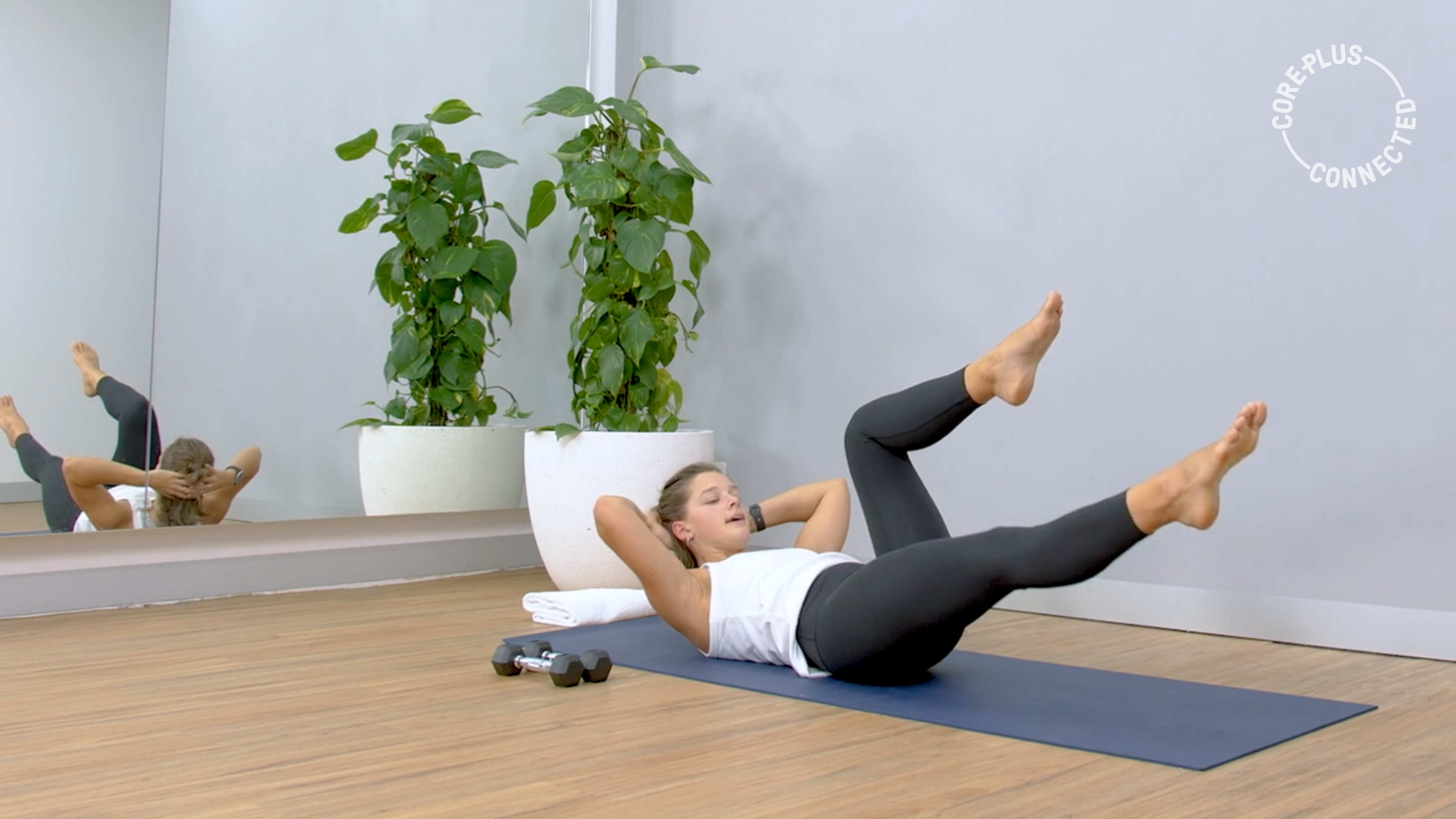 Hot Strength: Shoulders, Core and Quads Focus with Roxy