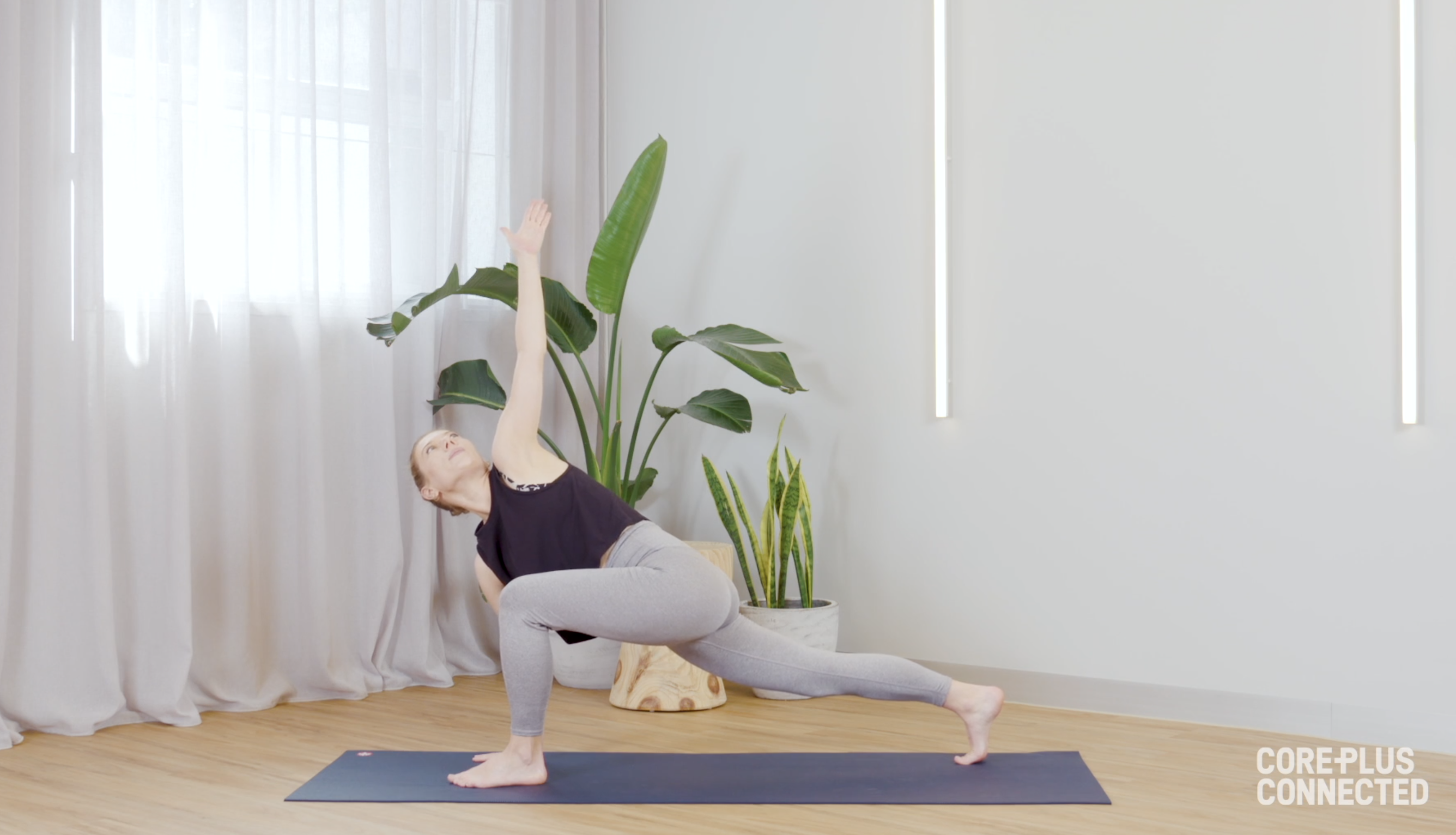 Flowy Vinyasa Flow with Leah