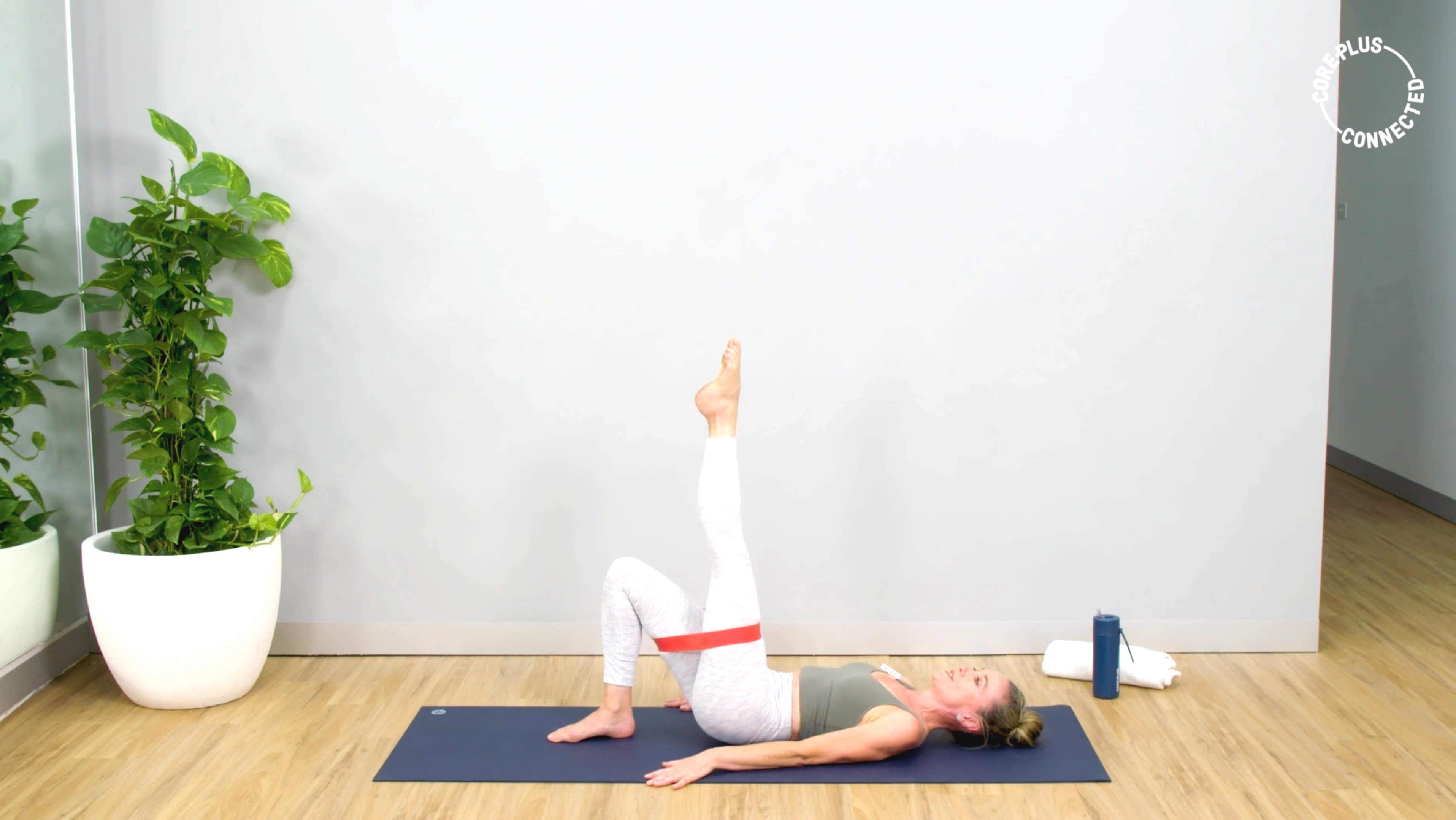 Glutes on Fire with Carnie