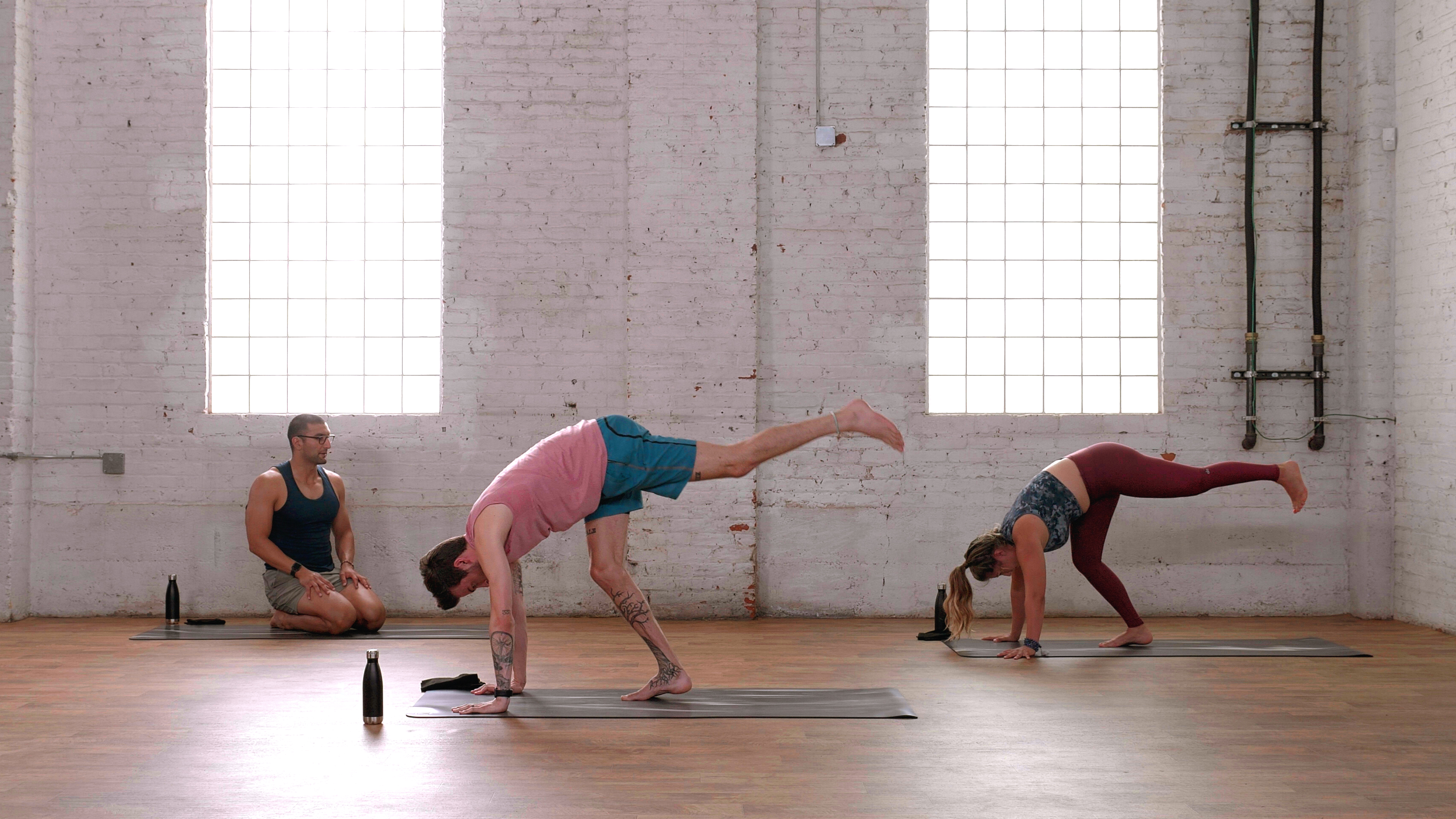 C2 Handstand Variations with Shervin S