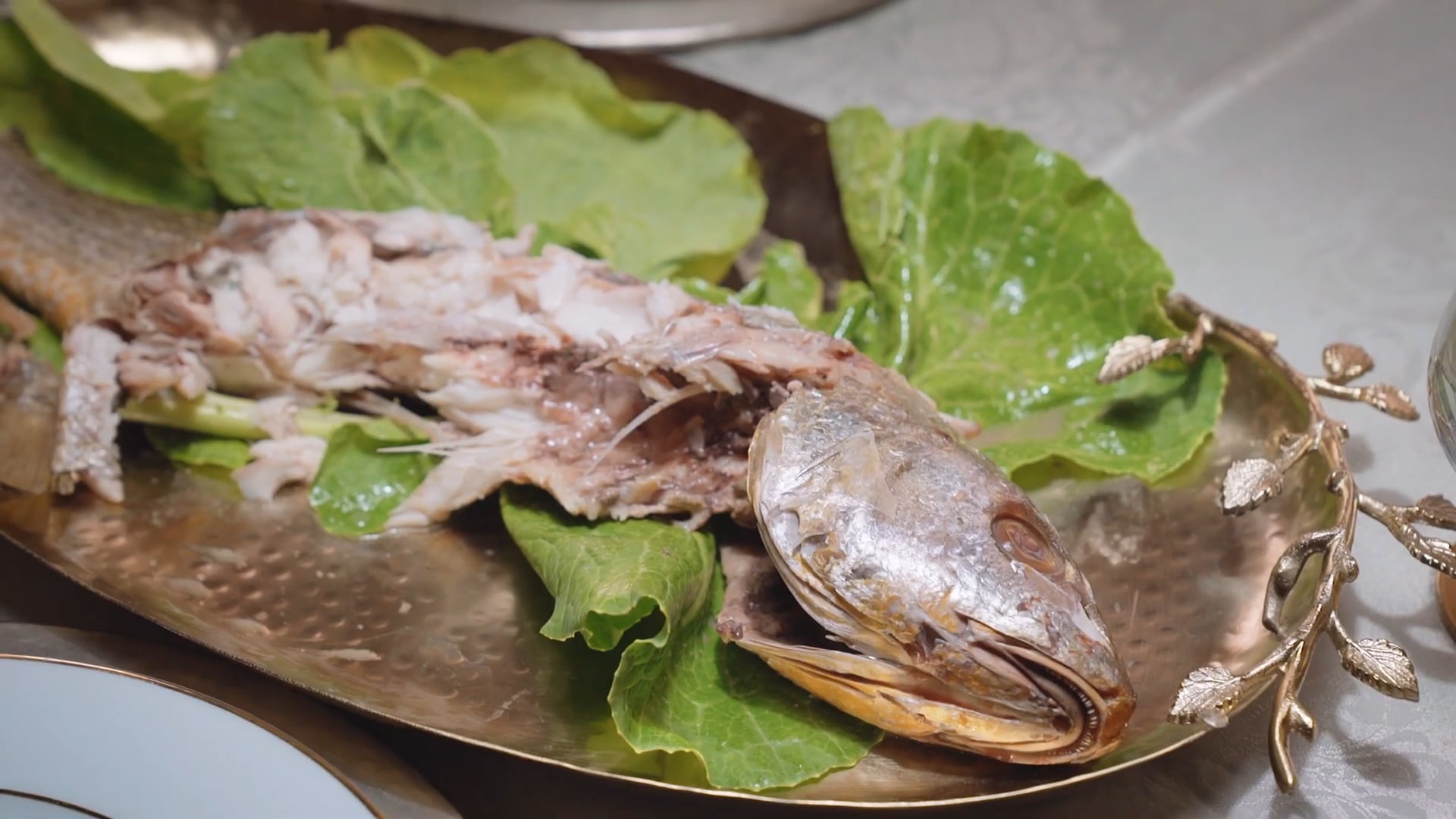 Unadventurers S02E04 - Filha de Peixe