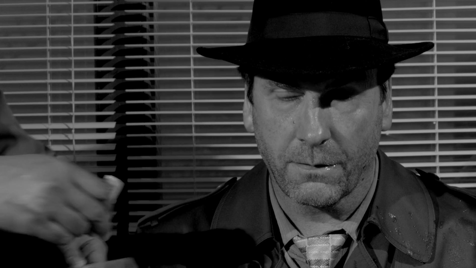 Episode 2- The Semiconscious and the Damned - The Pantsless Detective S - 4