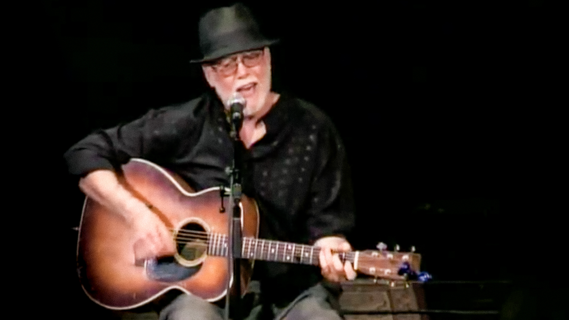 Remembering Elvis Presley: Songs Fit for a King, 2012