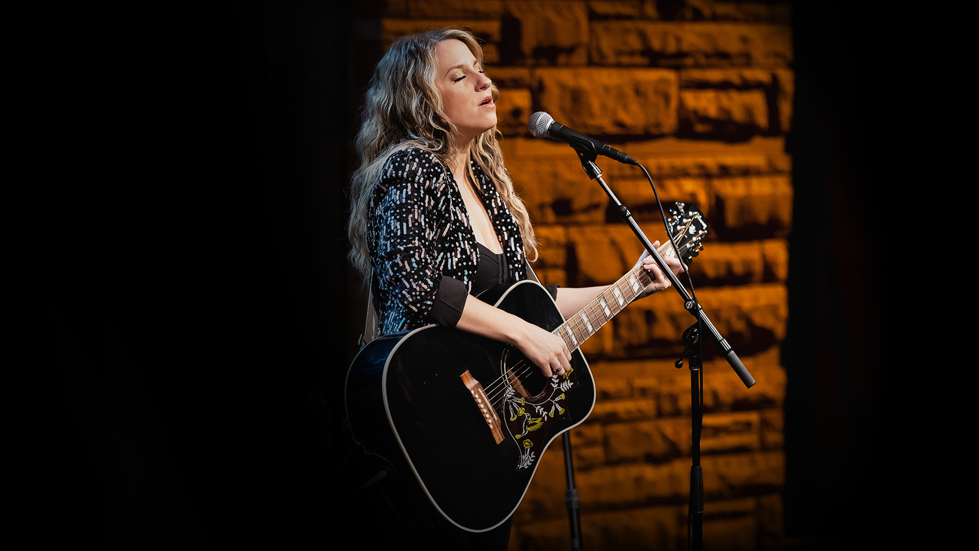 Caitlyn Smith • Live at the Hall, 2022