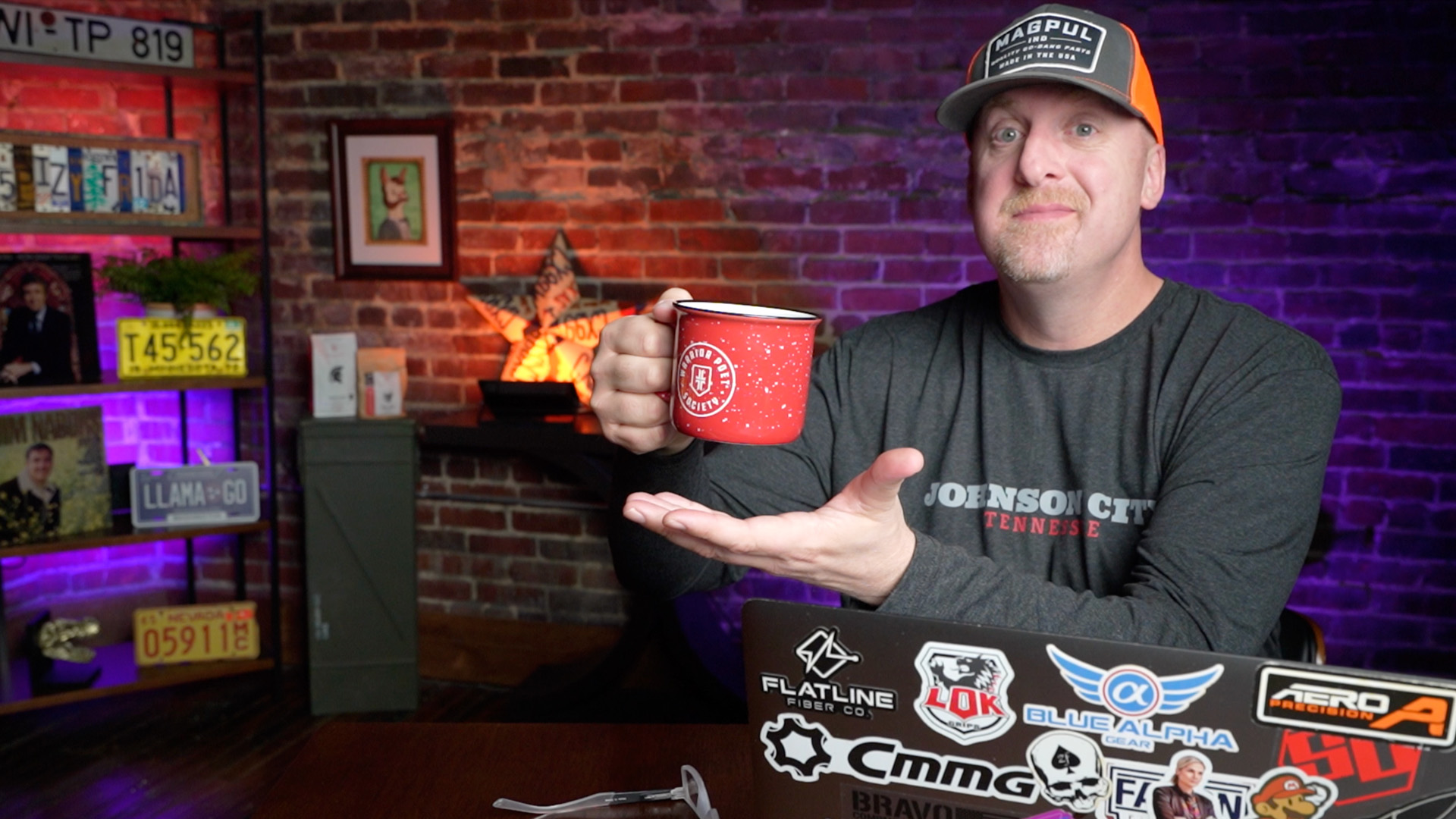 Hot Cup of Freedom - Johnny Highlights The Fairer Sex