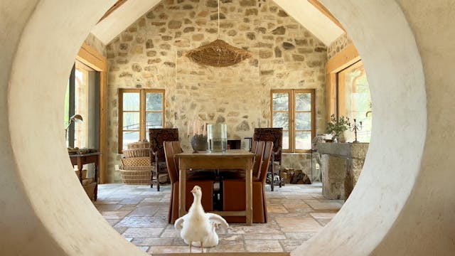 S2E15 Living in a Fairy Tale House