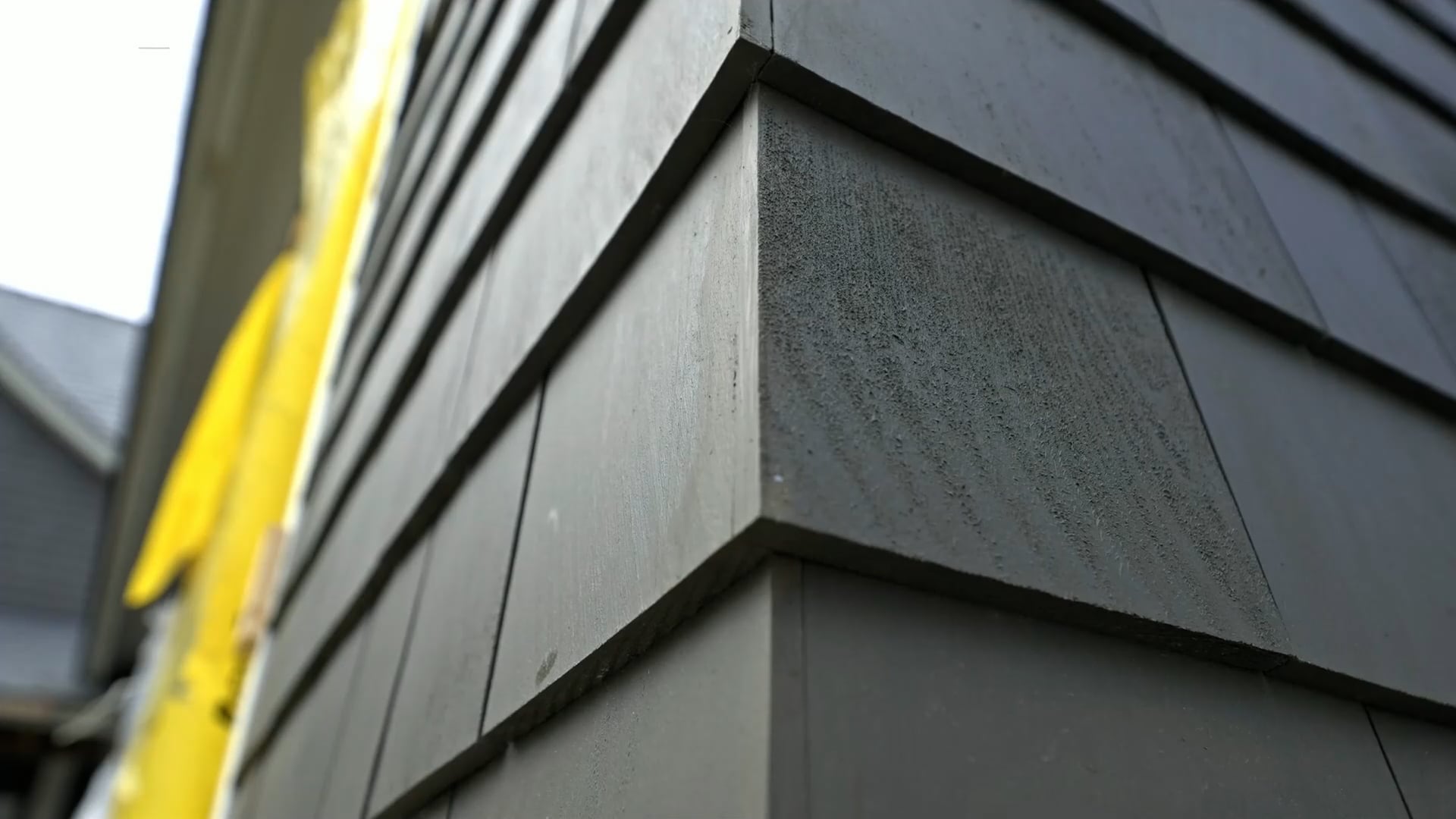 S1E28 Using the Right Siding (Global)