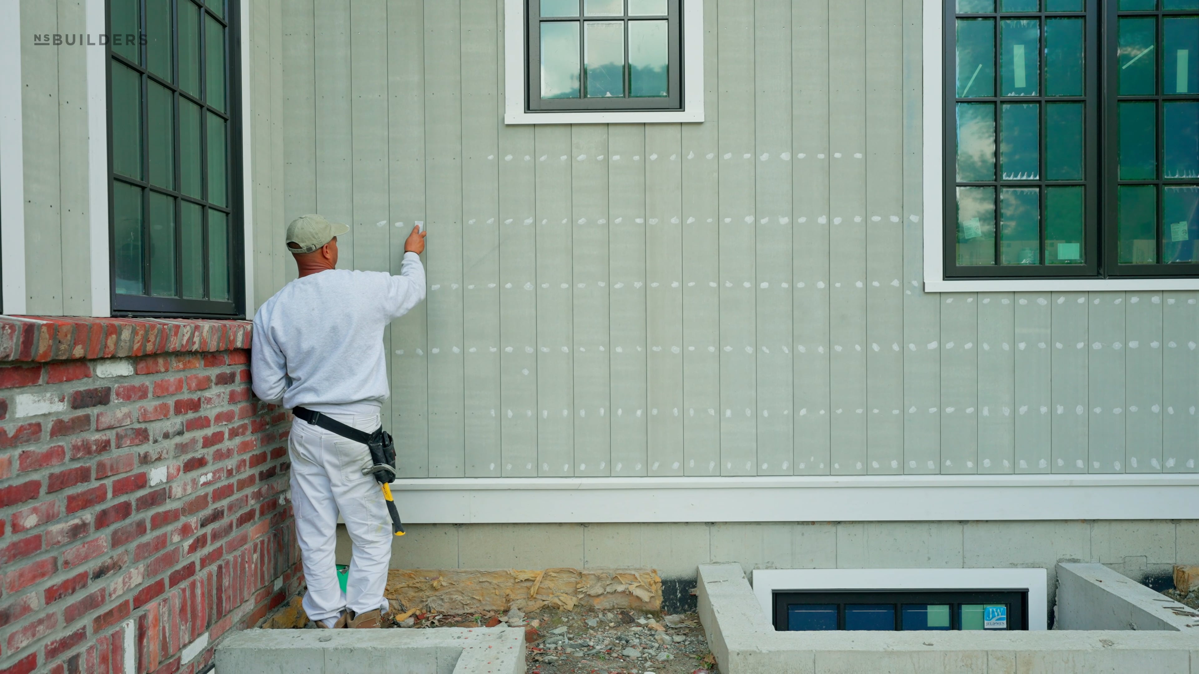 S1E32 Building Details Come Together