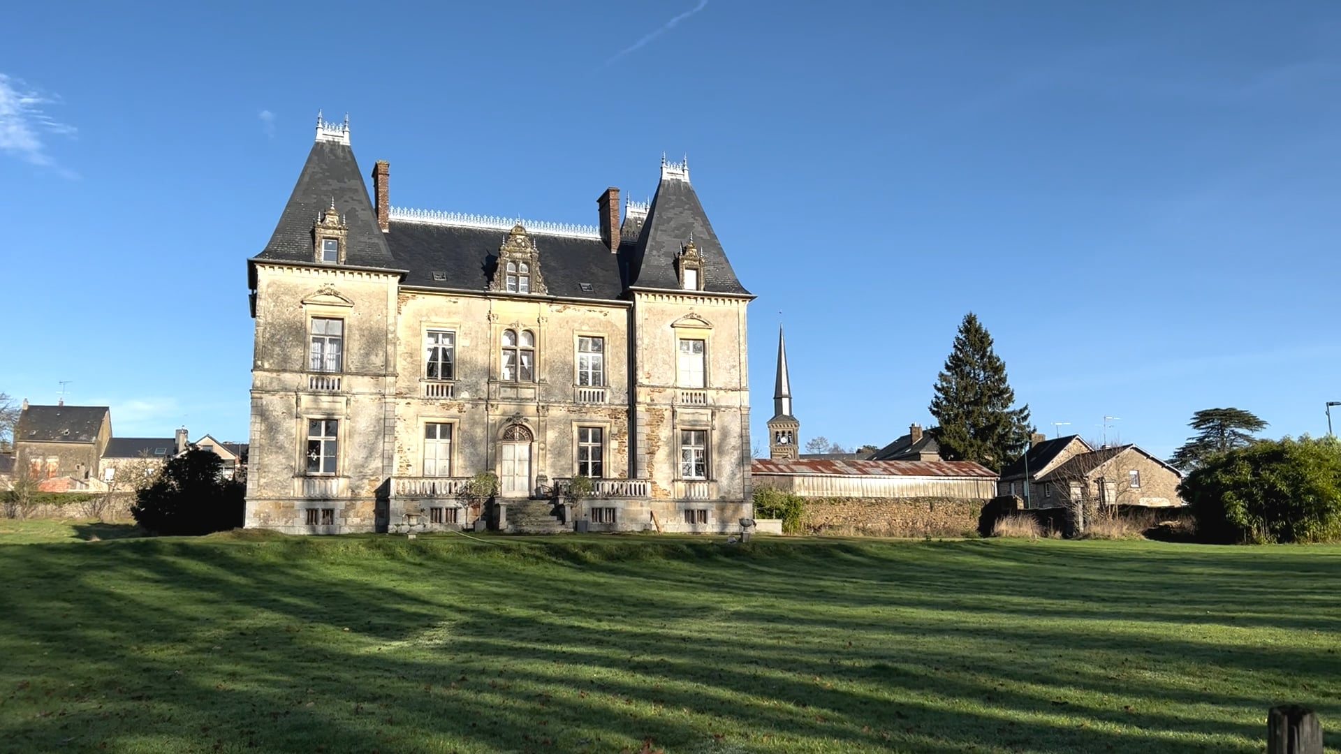 S3E23 The Next Big Project