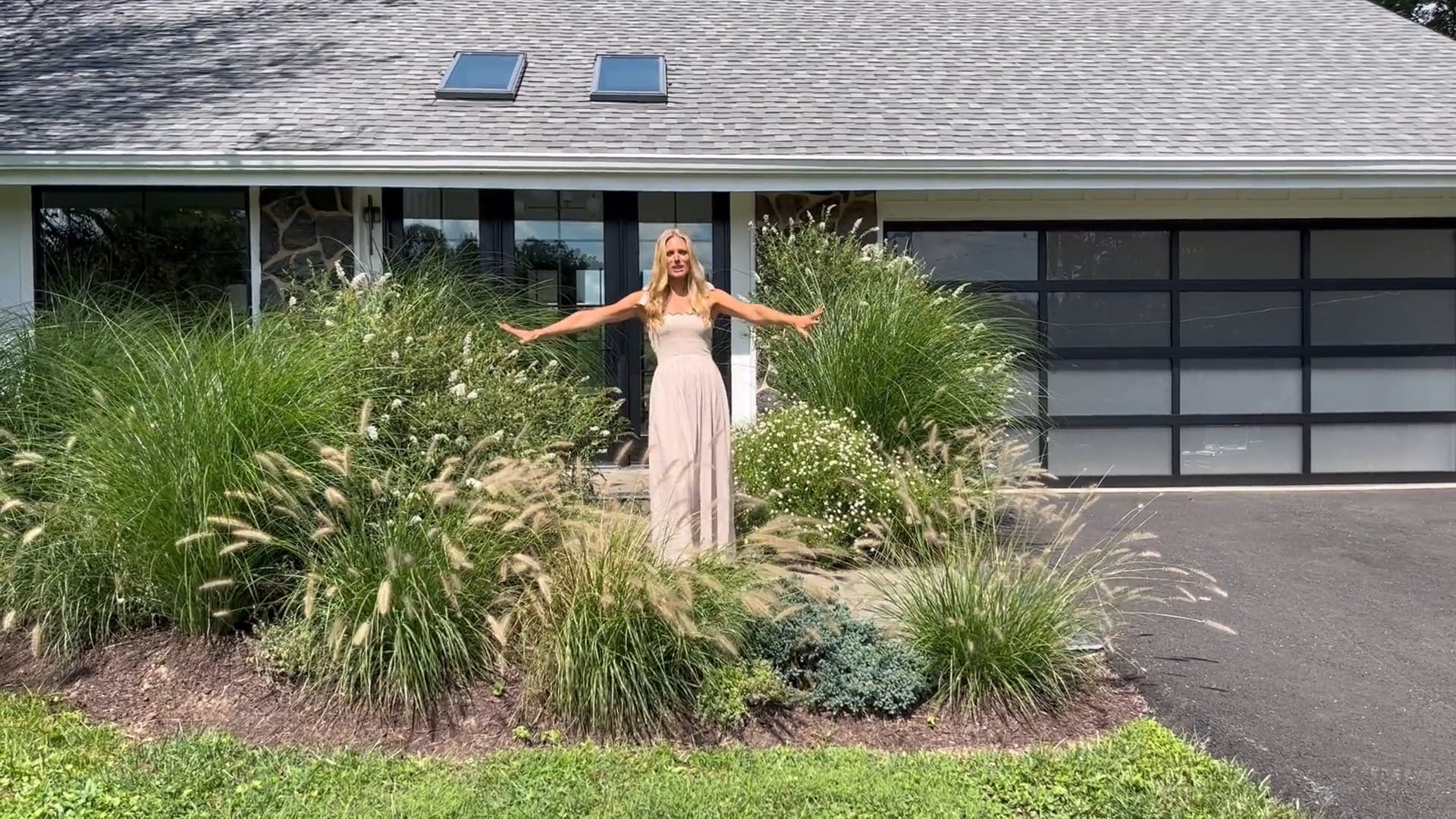 S1E3 Inside a Horse Country Home Reimagined with Modern Comfort