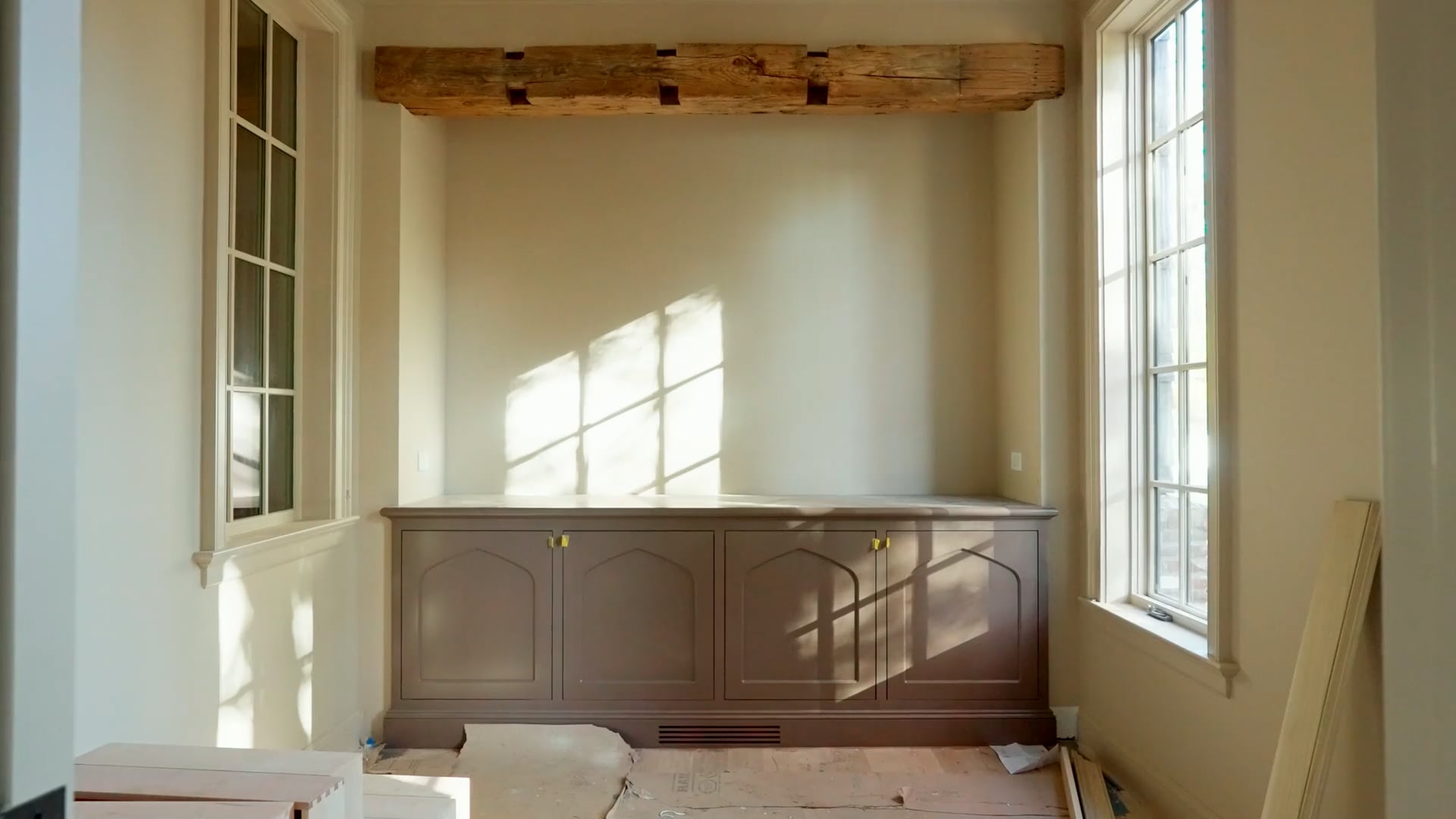 S1E36 Two Home Offices (Global)