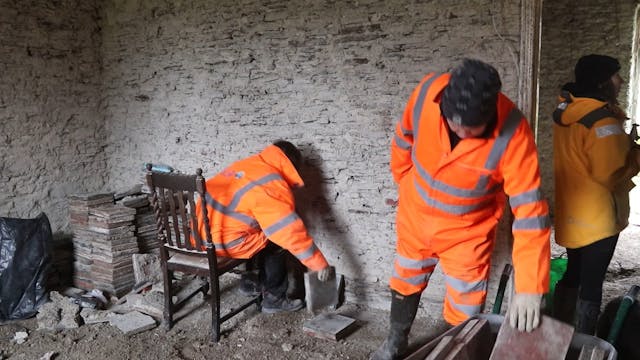 S1E16 Opening Up Walls for Greater Sp...