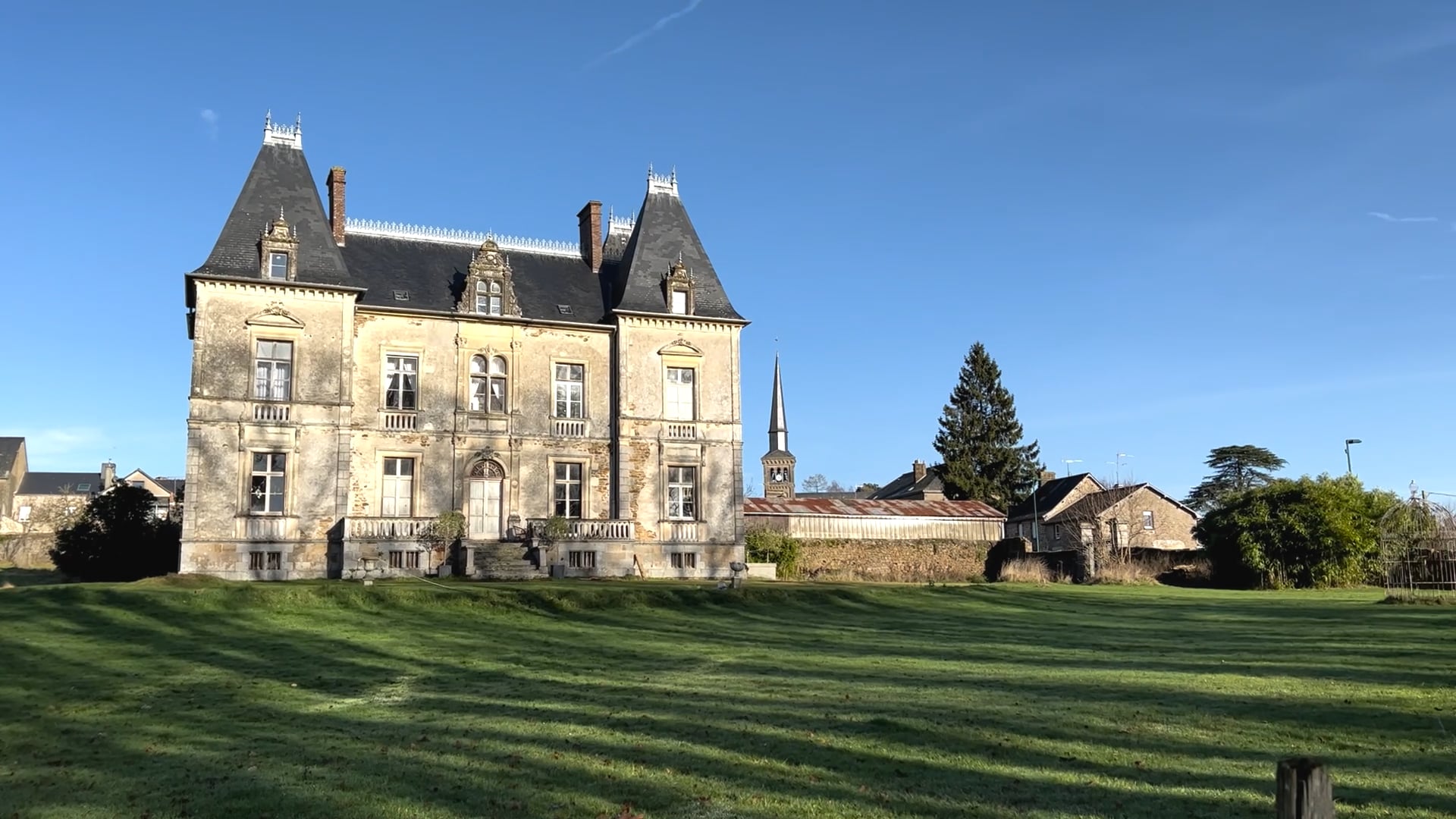 S2E8 Assessing Storm Damage and Interior Upgrades