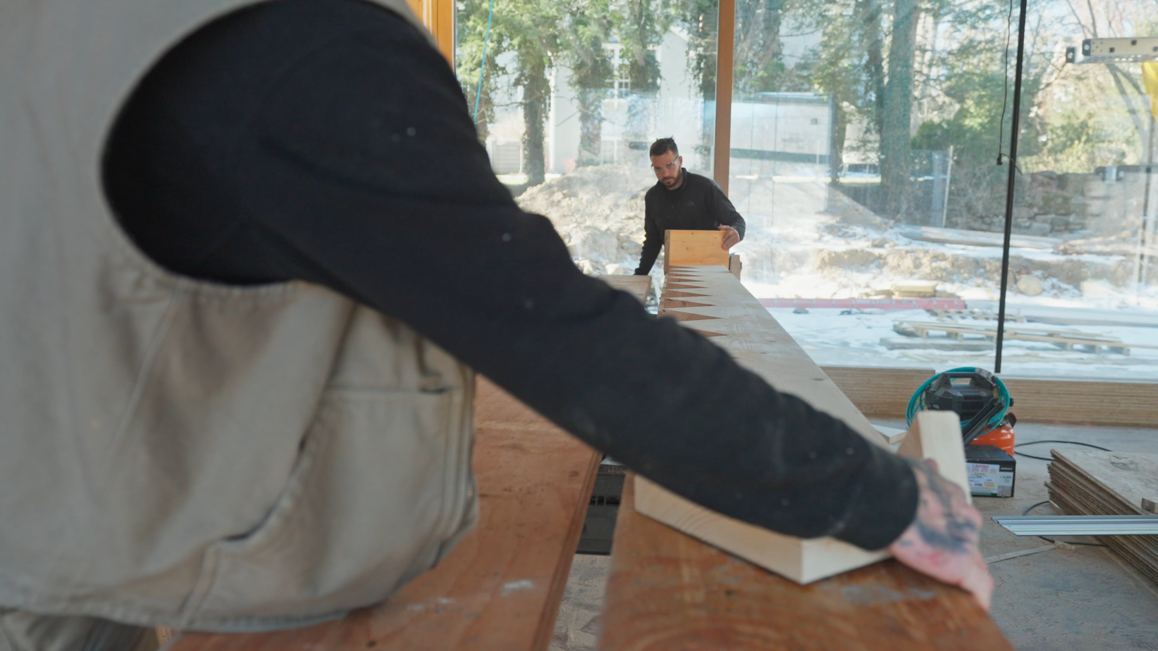 S3E10 A Modern Staircase Design