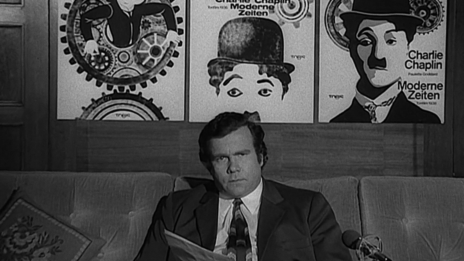 MODERN TIMES German Trailer