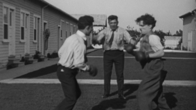 Chaplin the Boxer: Boxing Stars Visit the Studio