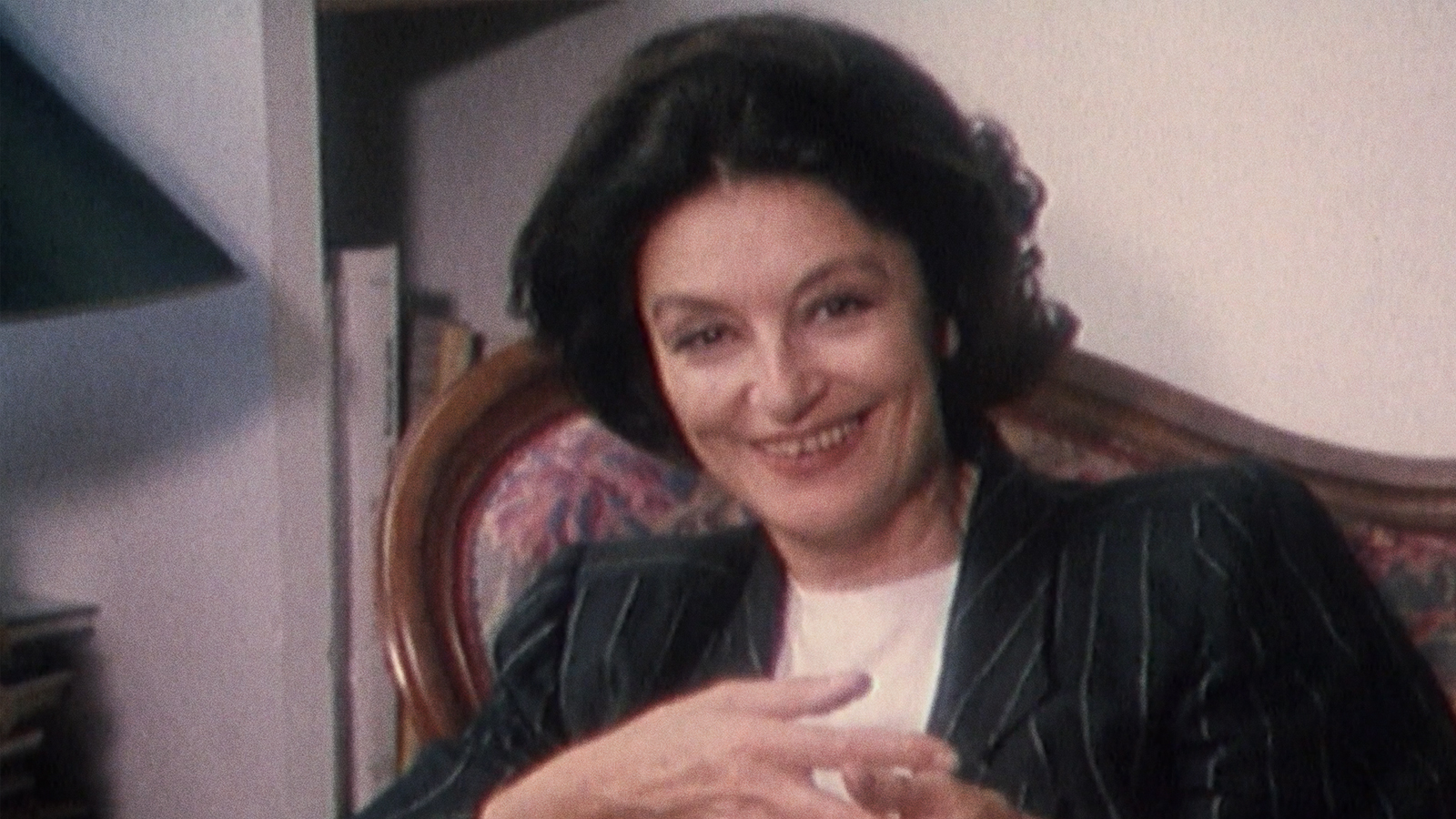 Anouk Aimée on LOLA