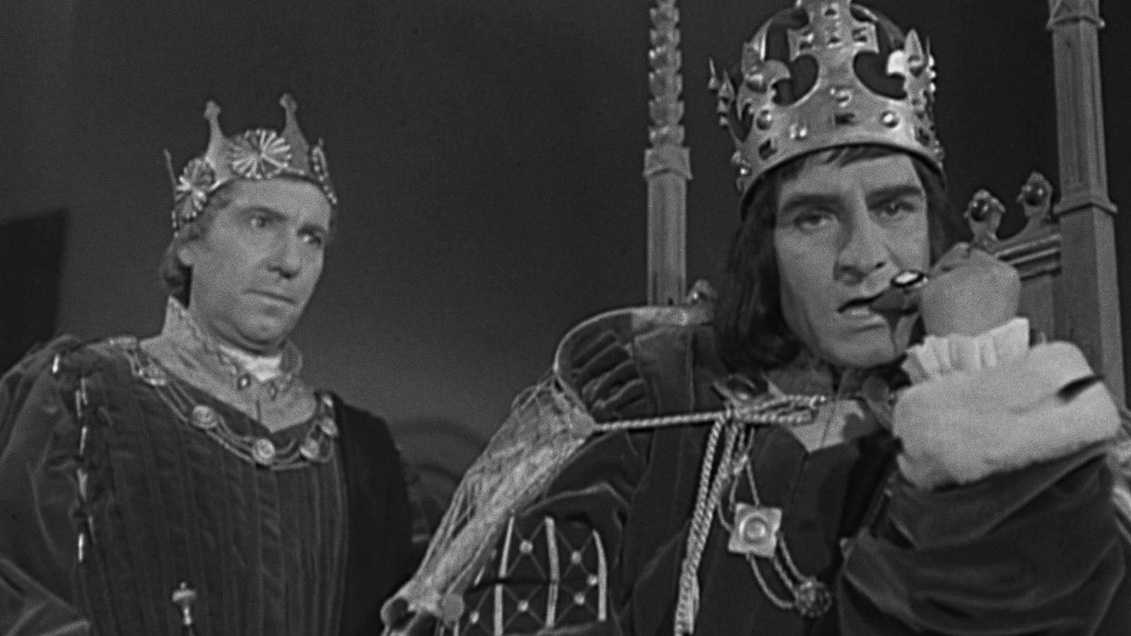 Behind-the-Scenes TV Trailer