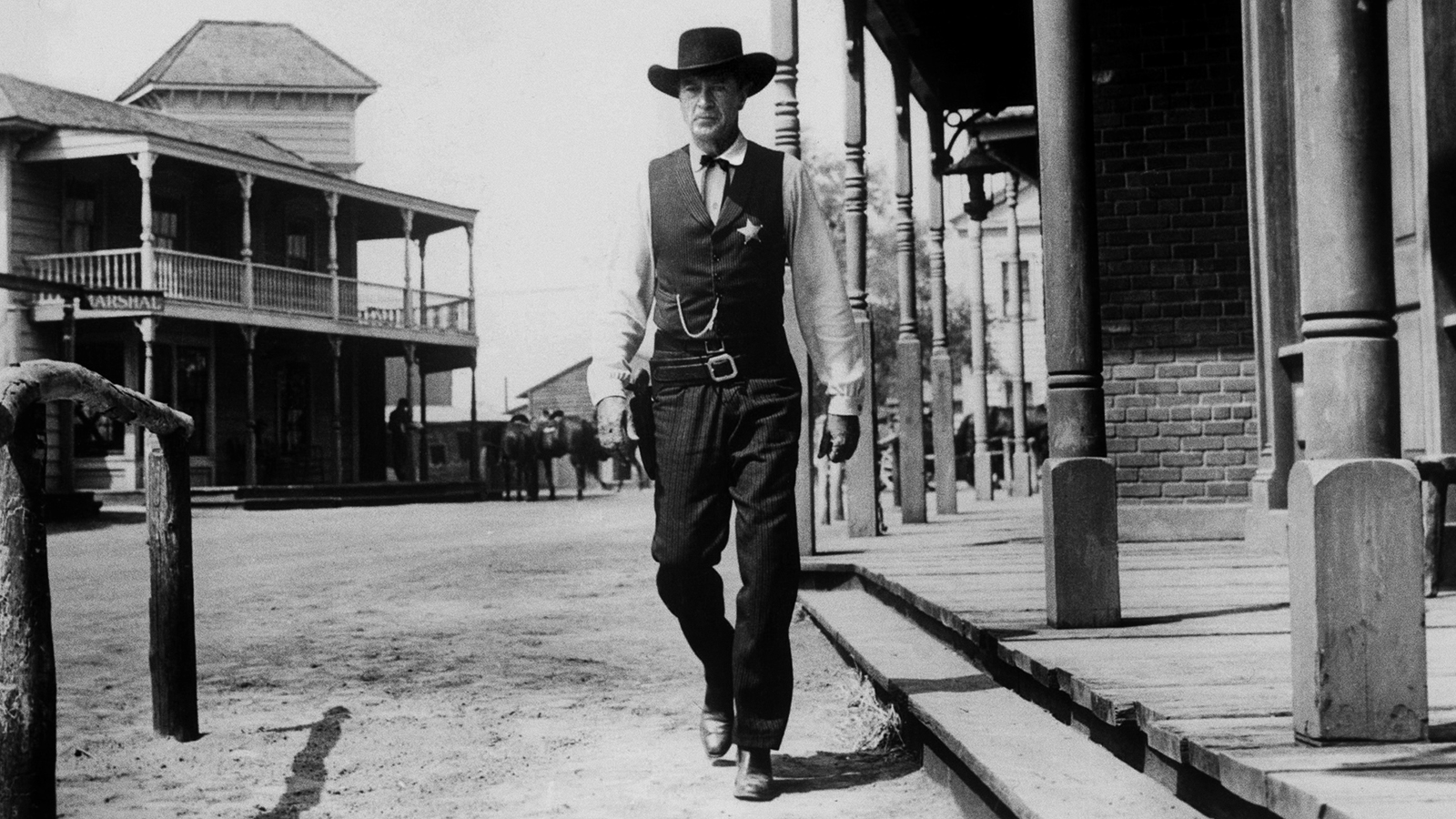 HIGH NOON Commentary