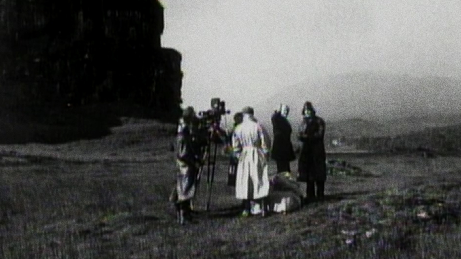 I KNOW WHERE I'M GOING! Behind-the-Scenes Stills