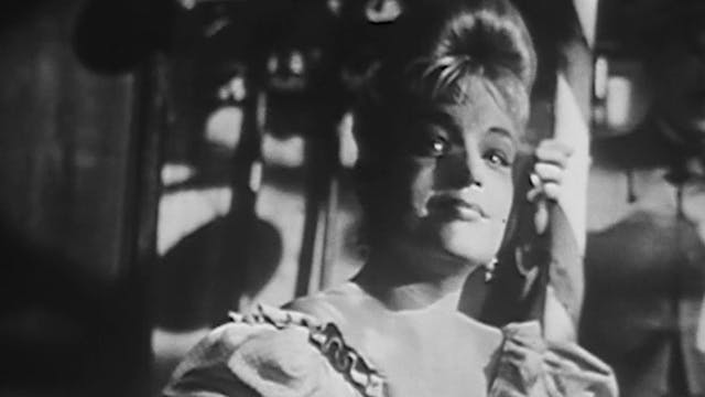 On the Set of CASQUE D'OR