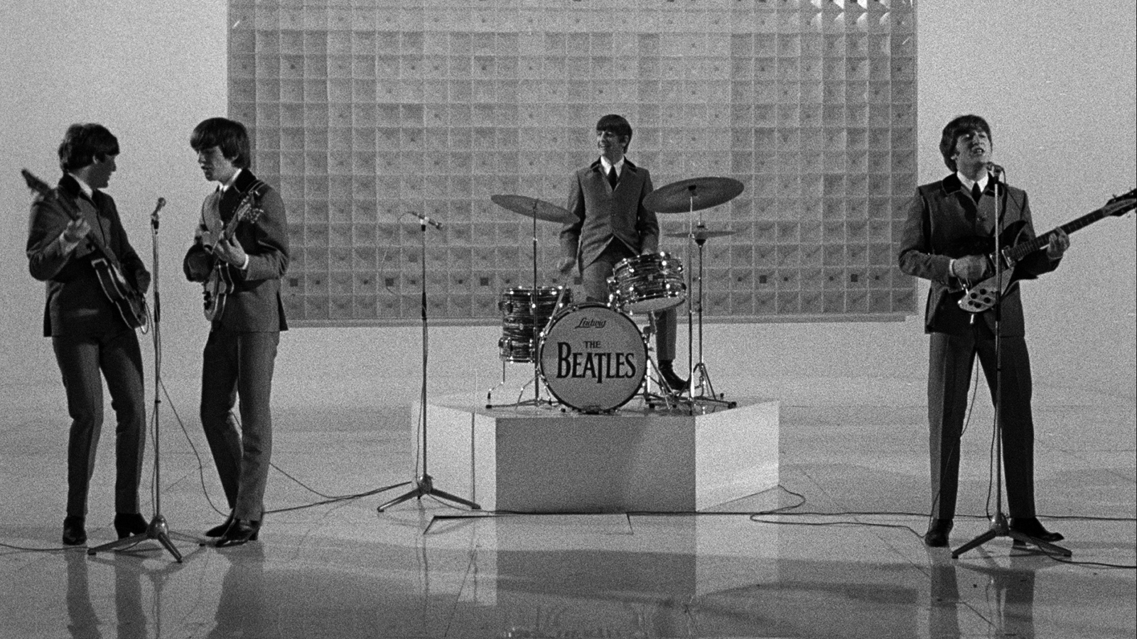 A HARD DAY’S NIGHT Commentary