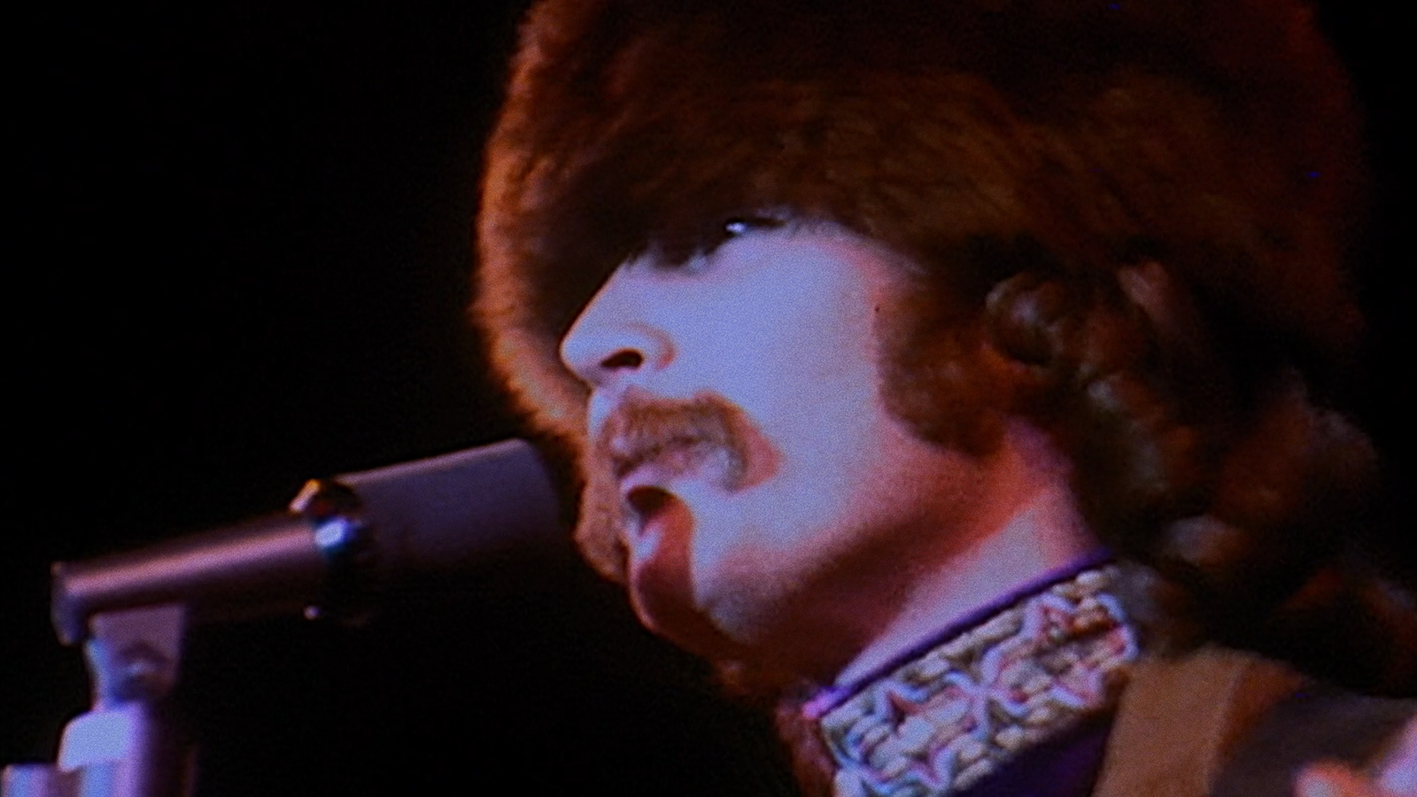 MONTEREY POP Outtakes: The Byrds, “Hey Joe”