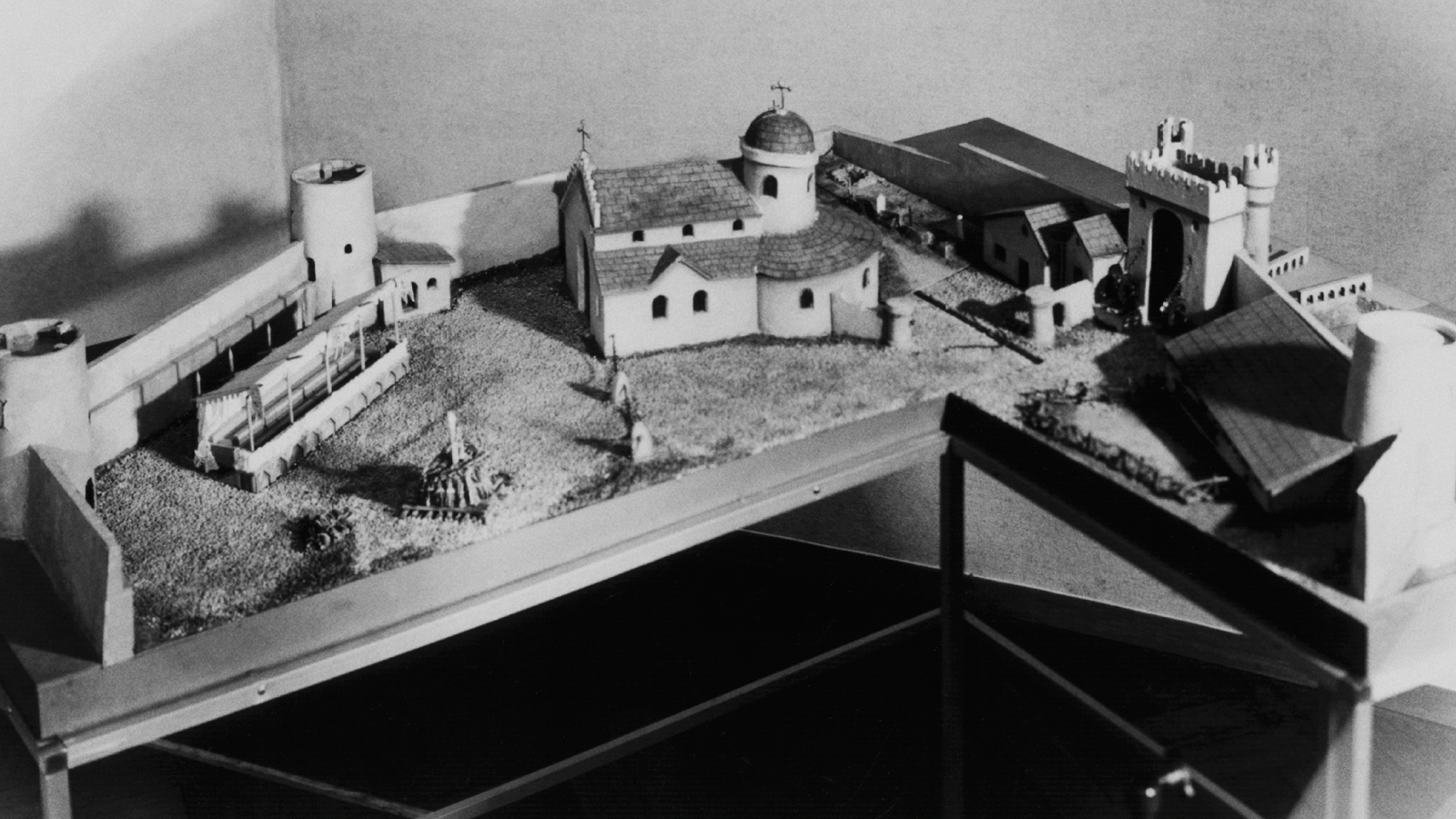 THE PASSION OF JOAN OF ARC: Production Design