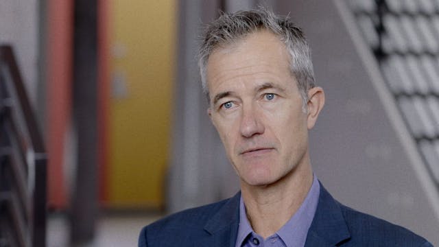 Geoff Dyer on STALKER OTTID:437957