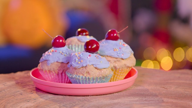 Wondermore! - Fruits of the Spirit | Whose Cupcakes Are These?
