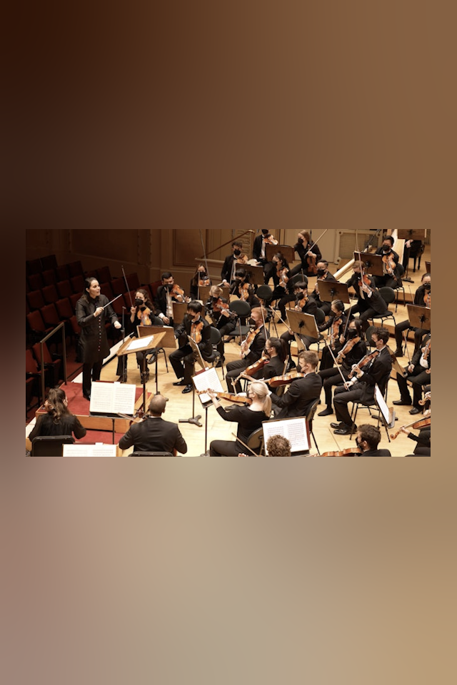 Lina González-Granados conducts the Civic Orchestra in Sheherazade