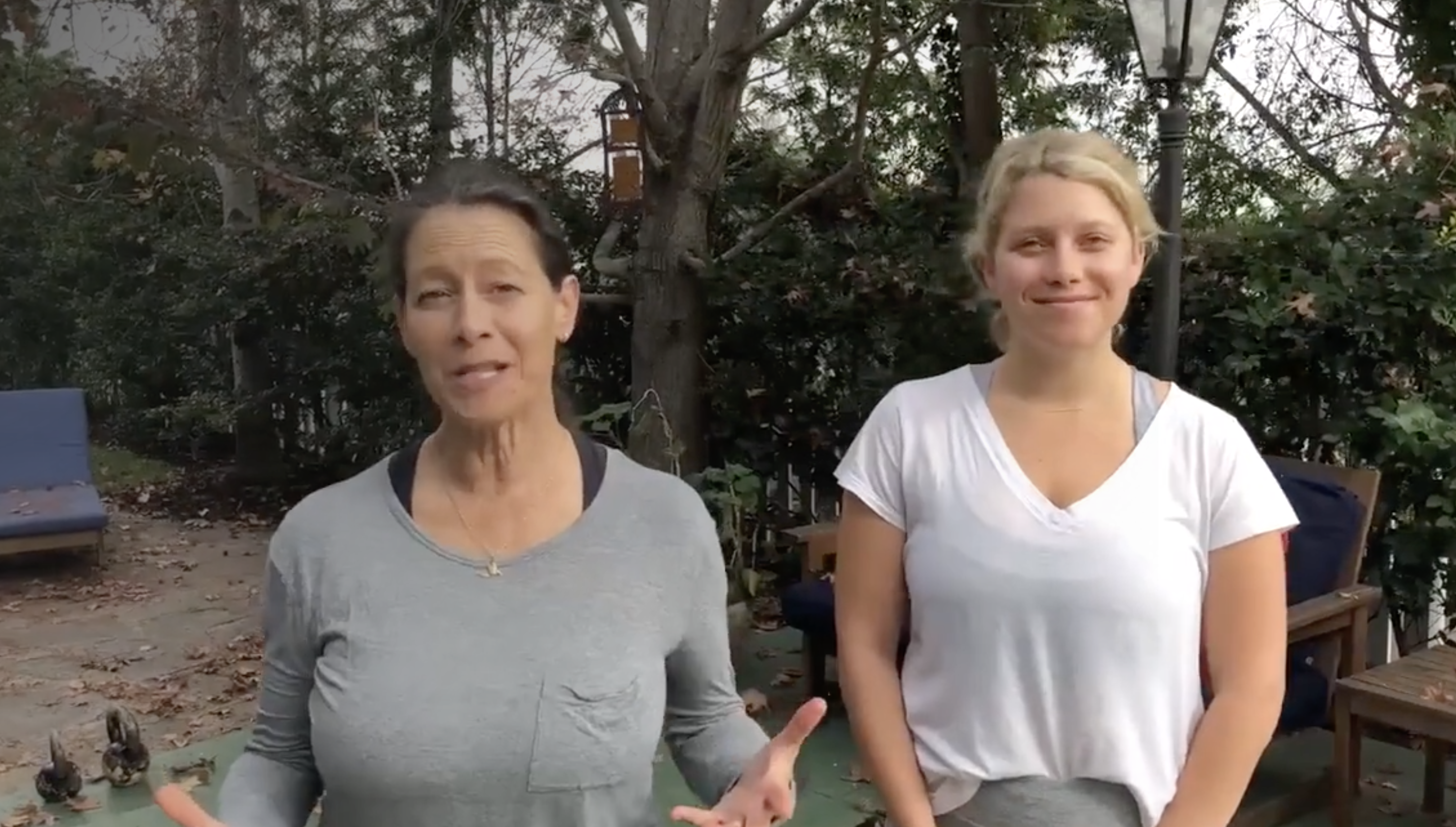 Sweat with the Curry Girls: Home Workout with or without Weights