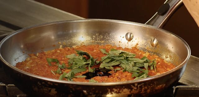 Homemade Heirloom Tomato Sauce (glute...