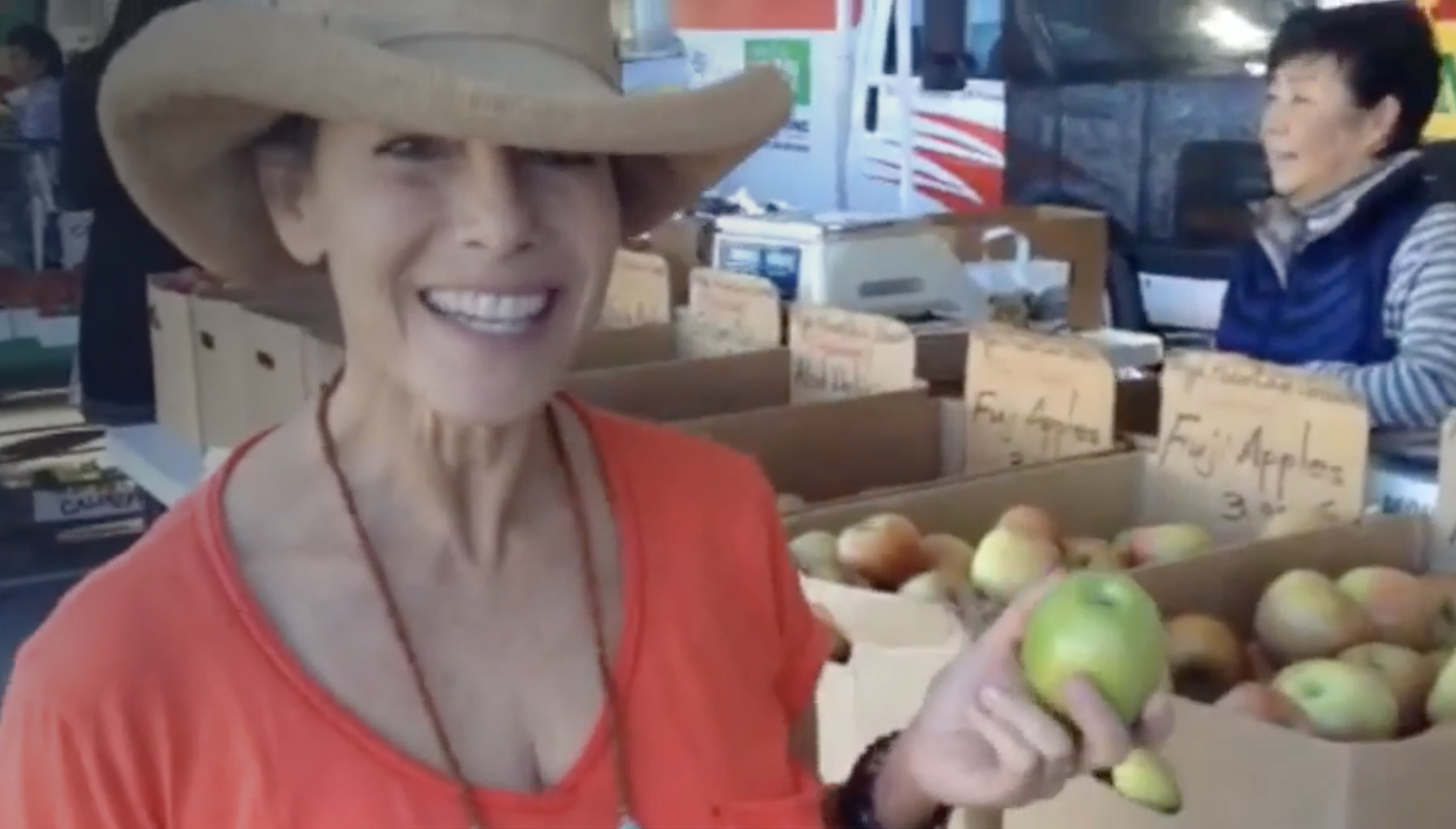 Farmers Market Apples