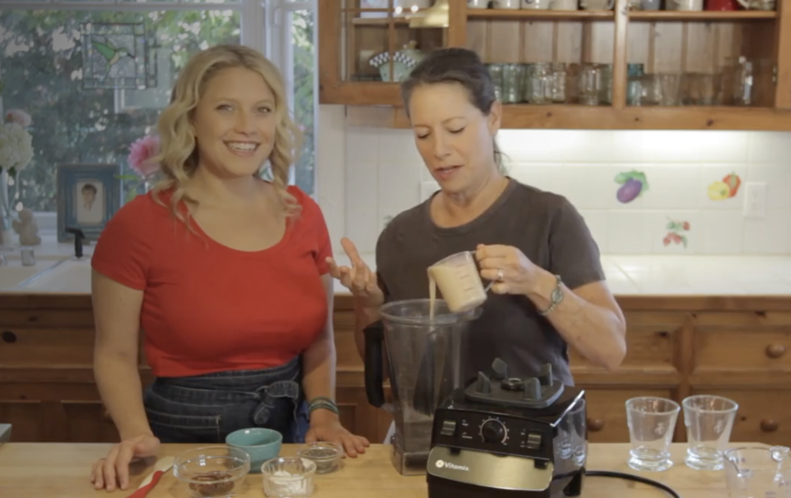 Salted Caramel Smoothie (gluten free, dairy free, & vegan)