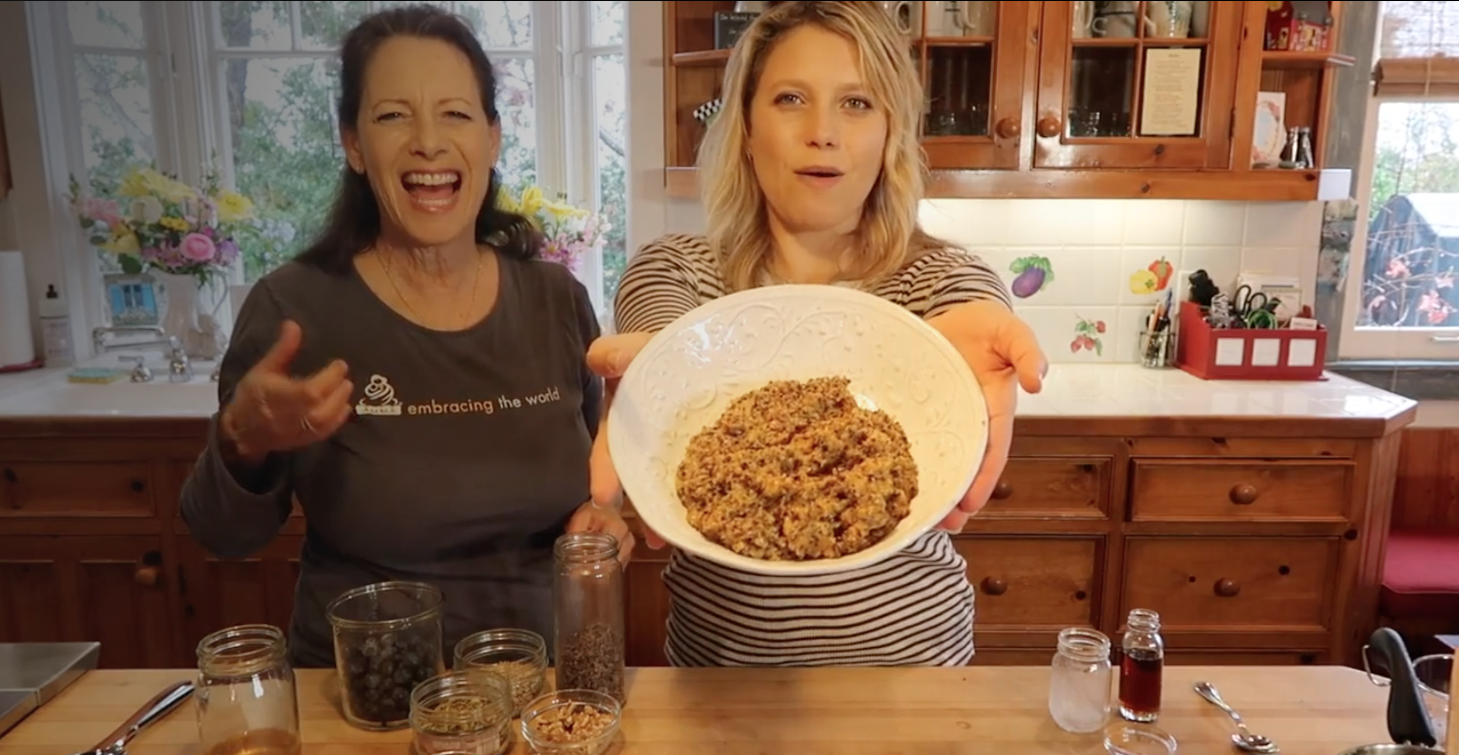 Creamy Quinoa and Yam Breakast Bowl (Gluten Free, Dairy Free, and Vegan Option)