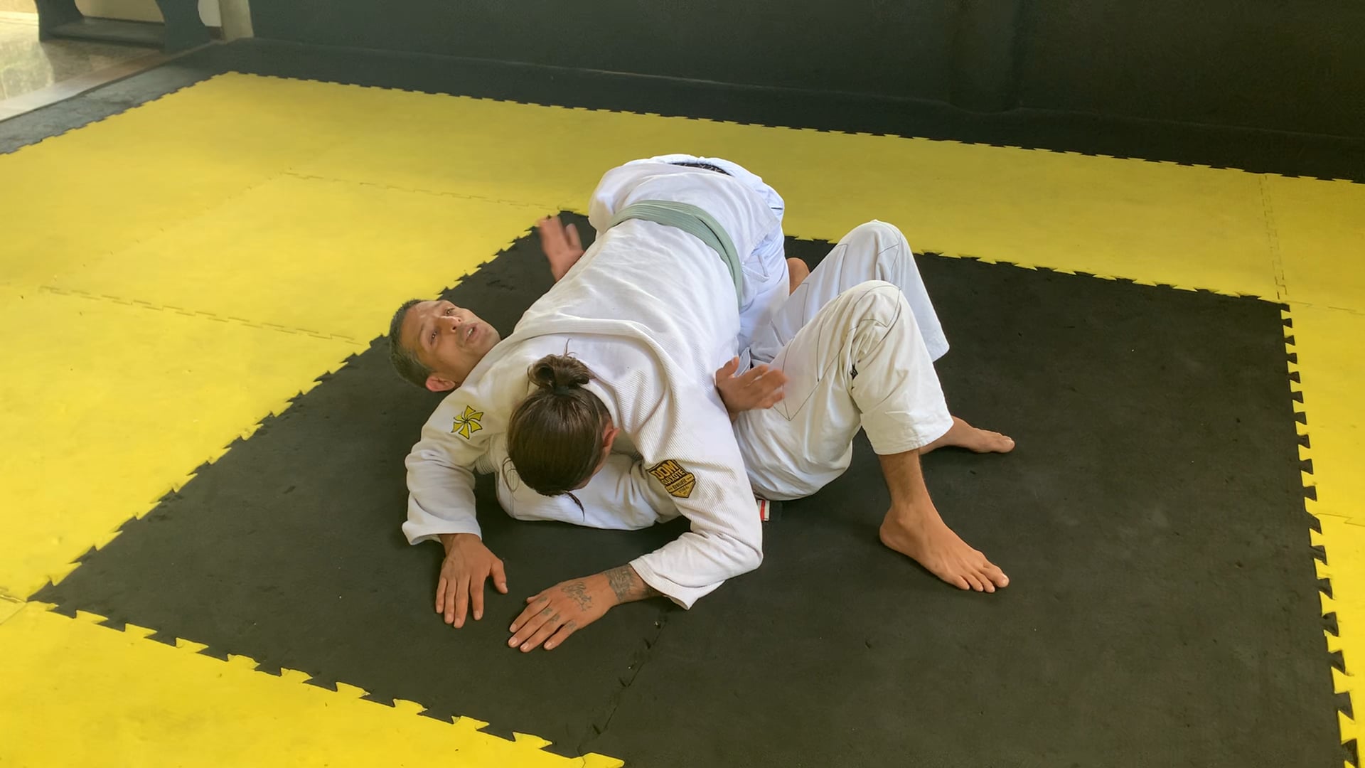 Escapadas do sem kilos de acordo com a imobilização