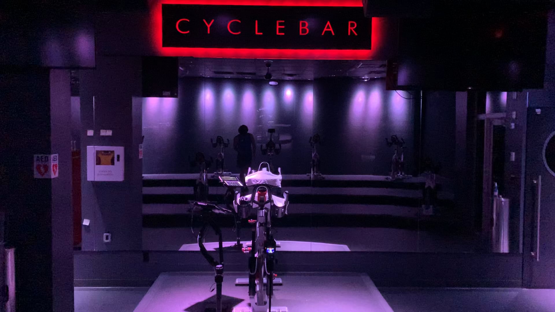 Cam - Classic 45 Min - Happy Hour