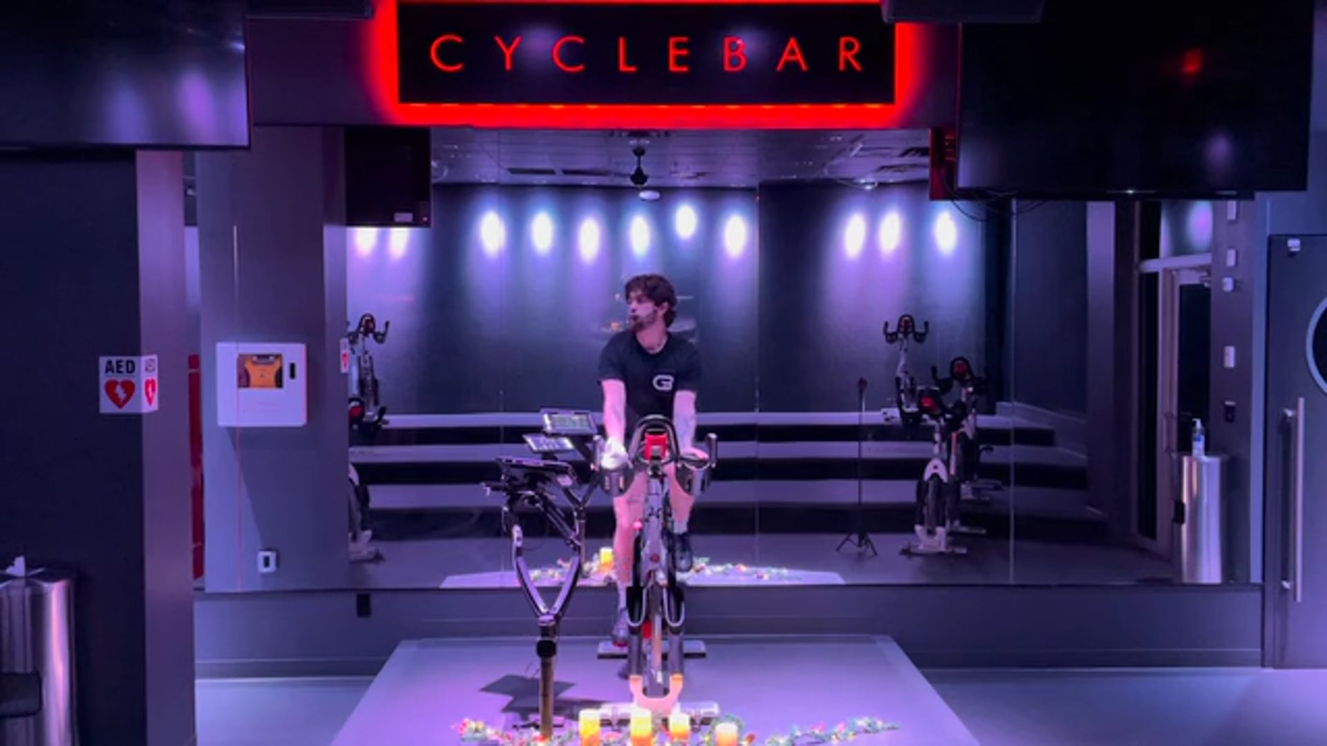 Cam - Classic 45 Min - Weeknd @ Home