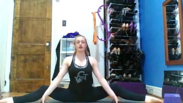 45 Min Stretch- Straddles and Obliques