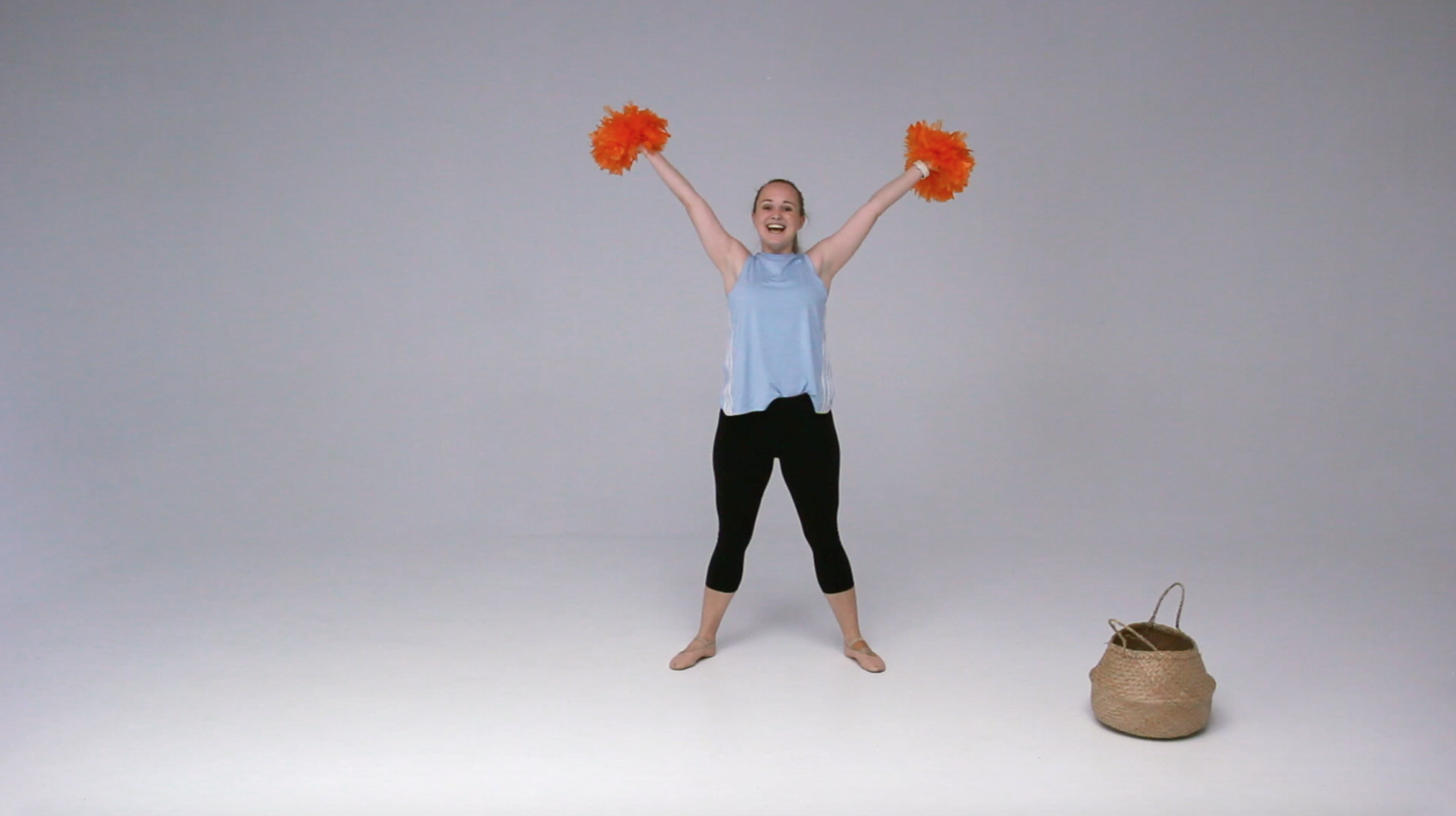 1-2yrs WARM UP - Dance it out