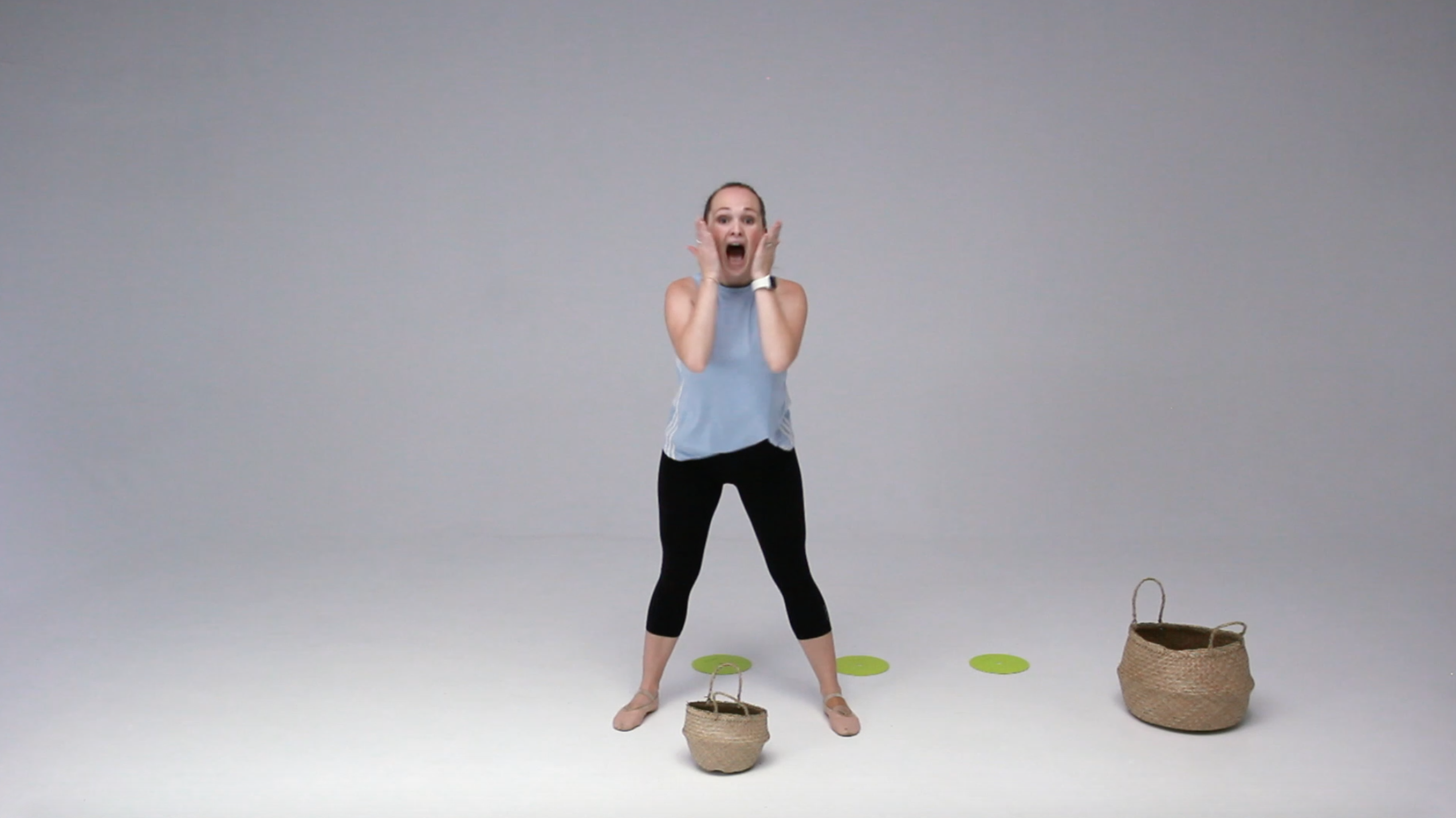 2-3.5yrs SPECIAL DANCE - Follow the yellow brick road