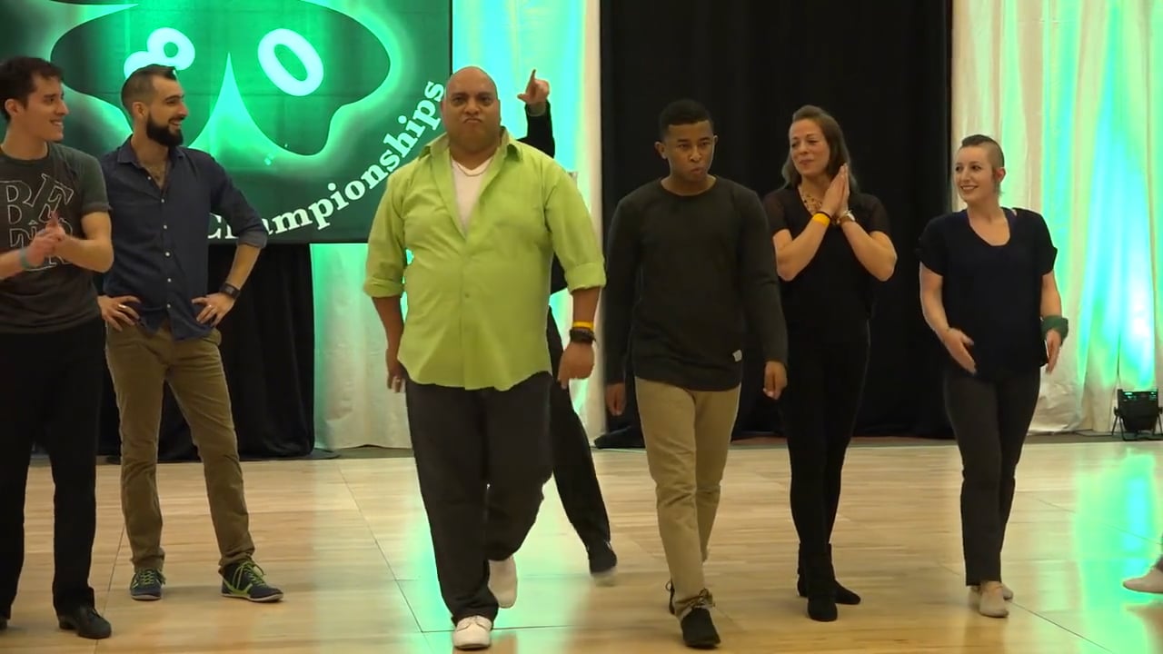 2016-5280-05 5280 Bookends Strictly Swing