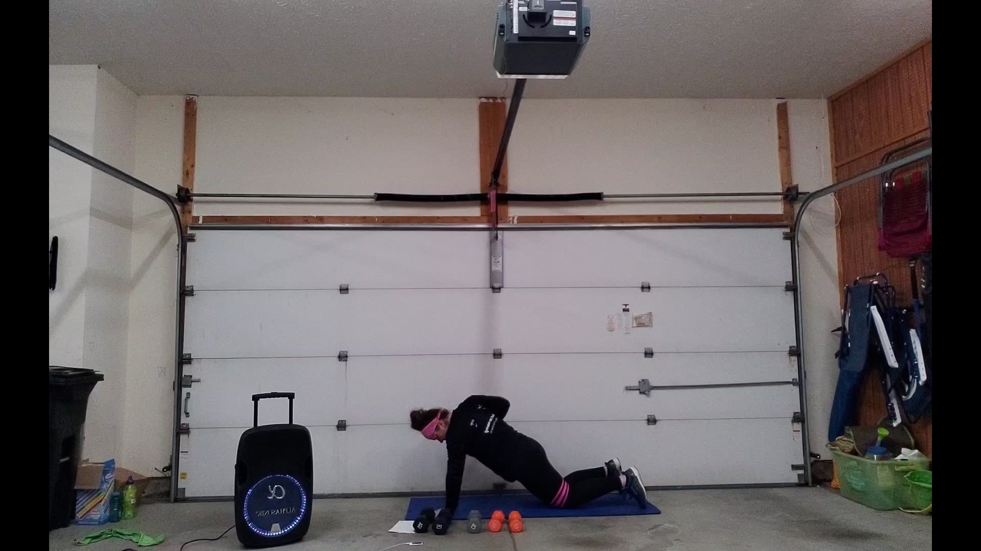 "Know Your Worth (Workout Remix 128 BPM)" by Power Music (PLANK BACK ROW/ABS)