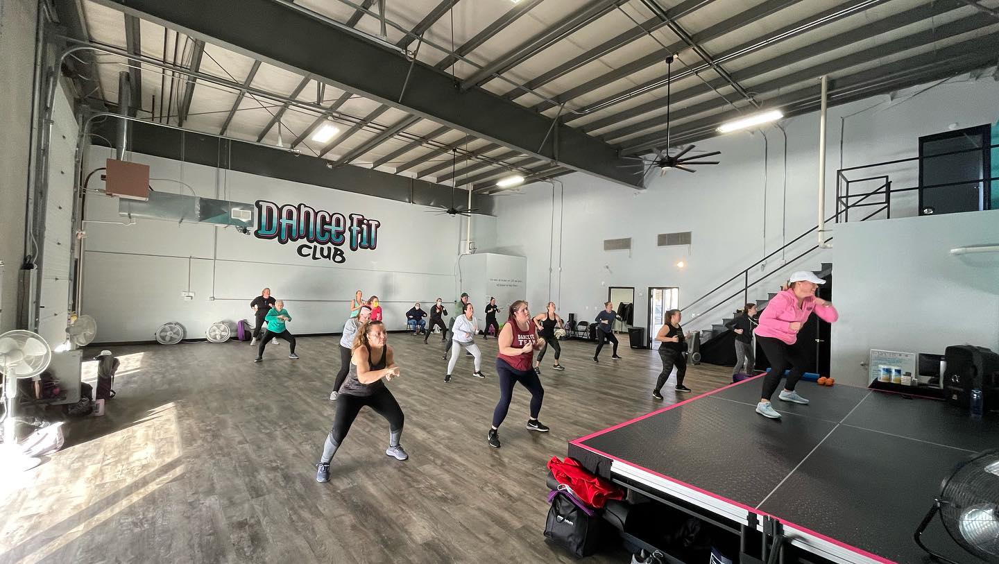 DanceFit + LiftFit (#5) w/Lisa and Jala 1/29/22 Halftime Artists