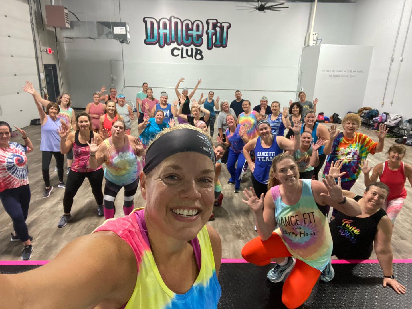 Dance Fit (shuffle!) and Lift Fit w/Jalisa @9:15 - 11/13/2021