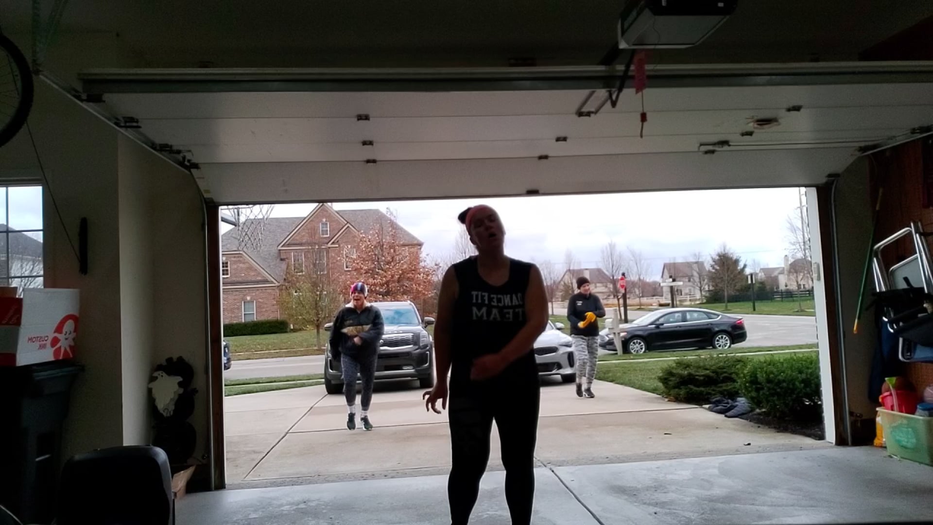 Part 2: Garage Class w/ Erin, Jala, Lisa (weights between songs) - 11/15/20 