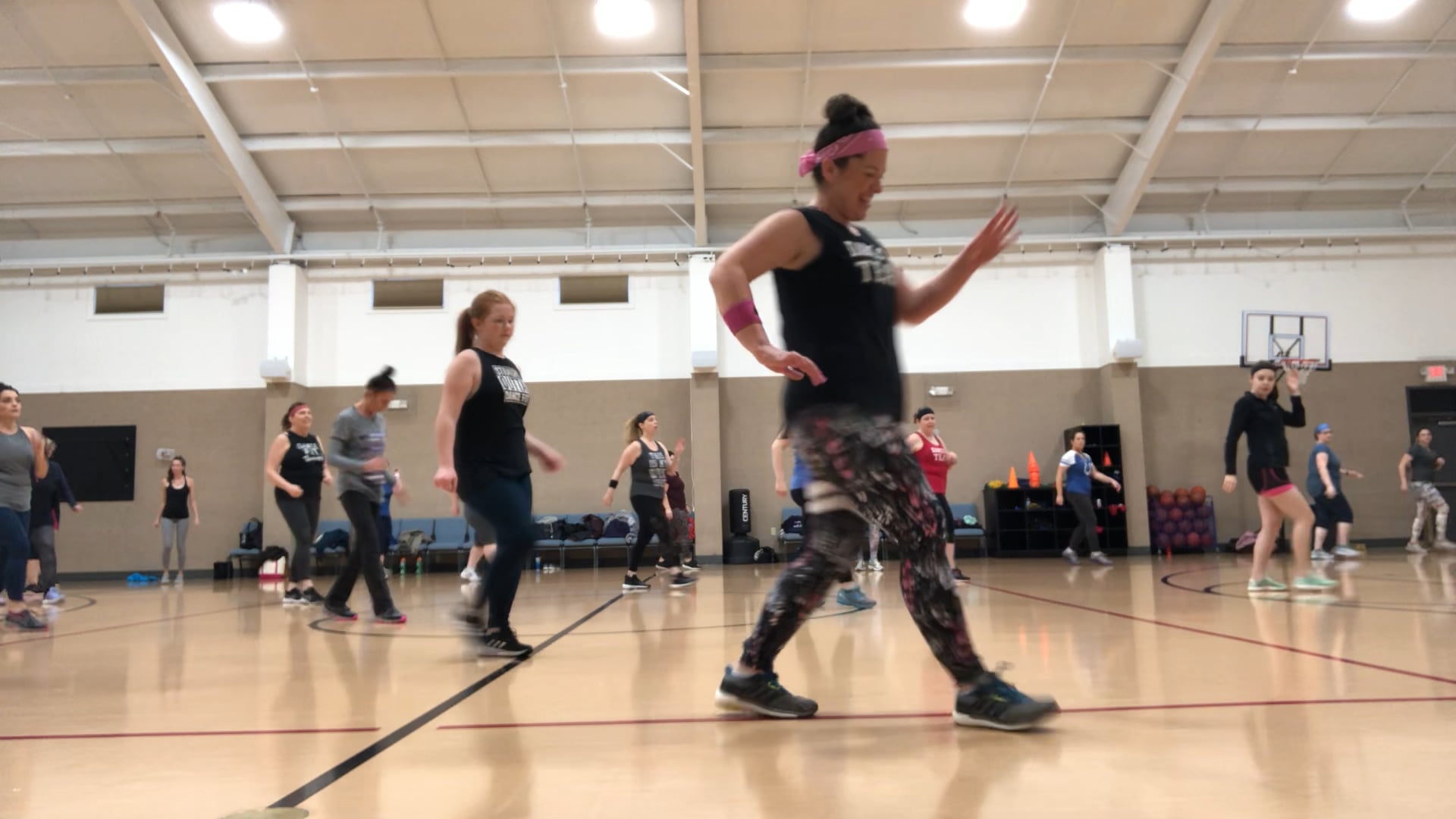 One Hour Class - 2/27/20 {Ab/Booty Toner between songs}