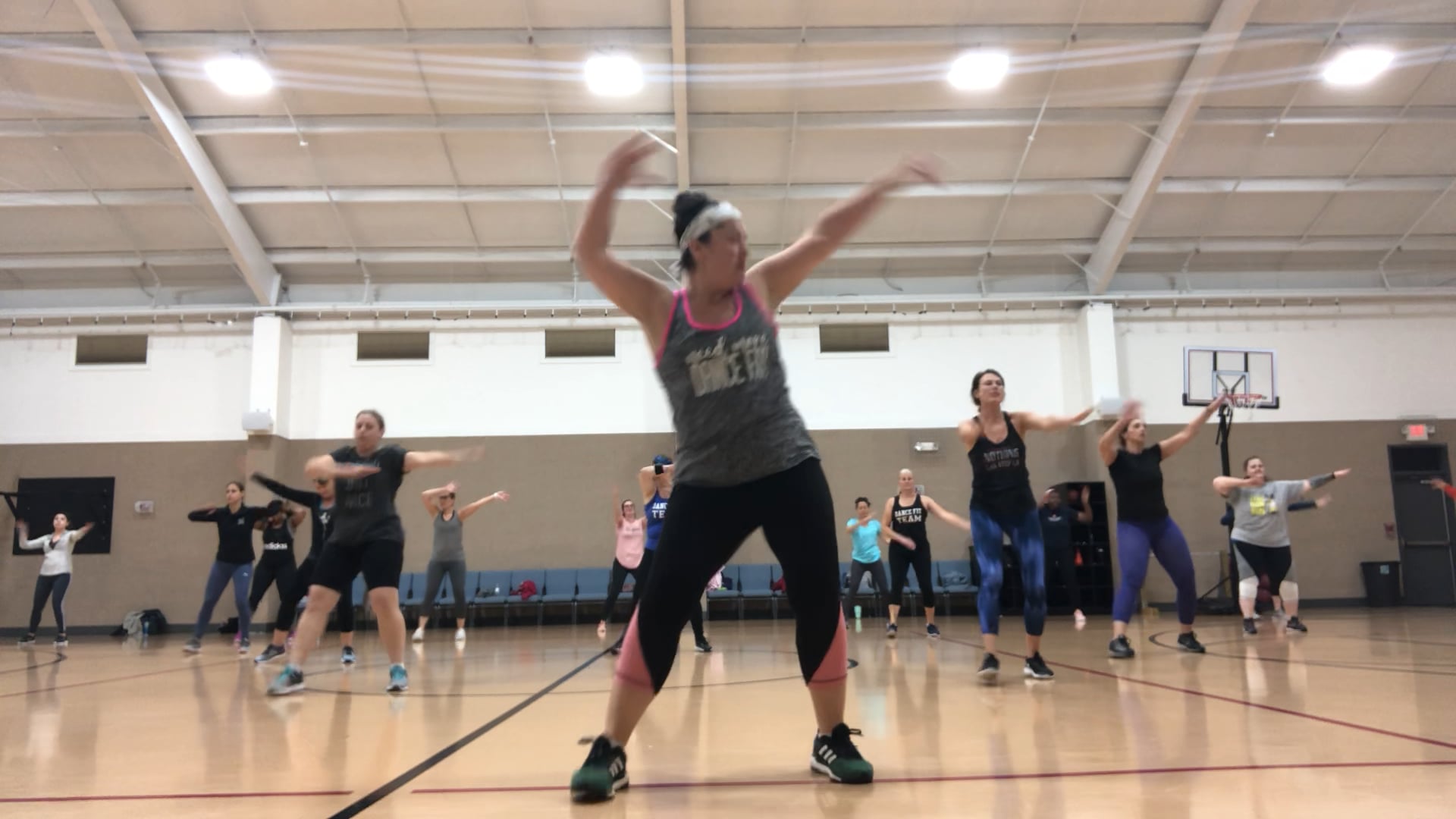 One Hour Class - 10/22/19 {10 minute mountain climber/planks}